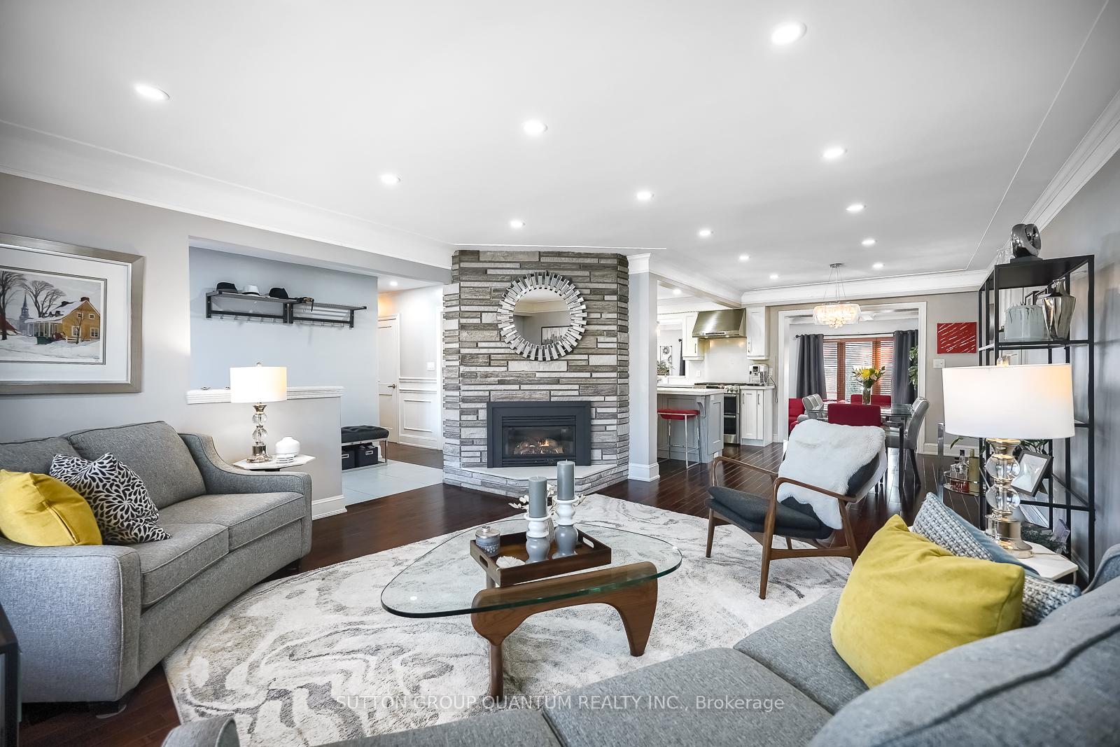 Photo 7 of 41 Felker Crescent, Hamilton, Stoney Creek — HOMEH