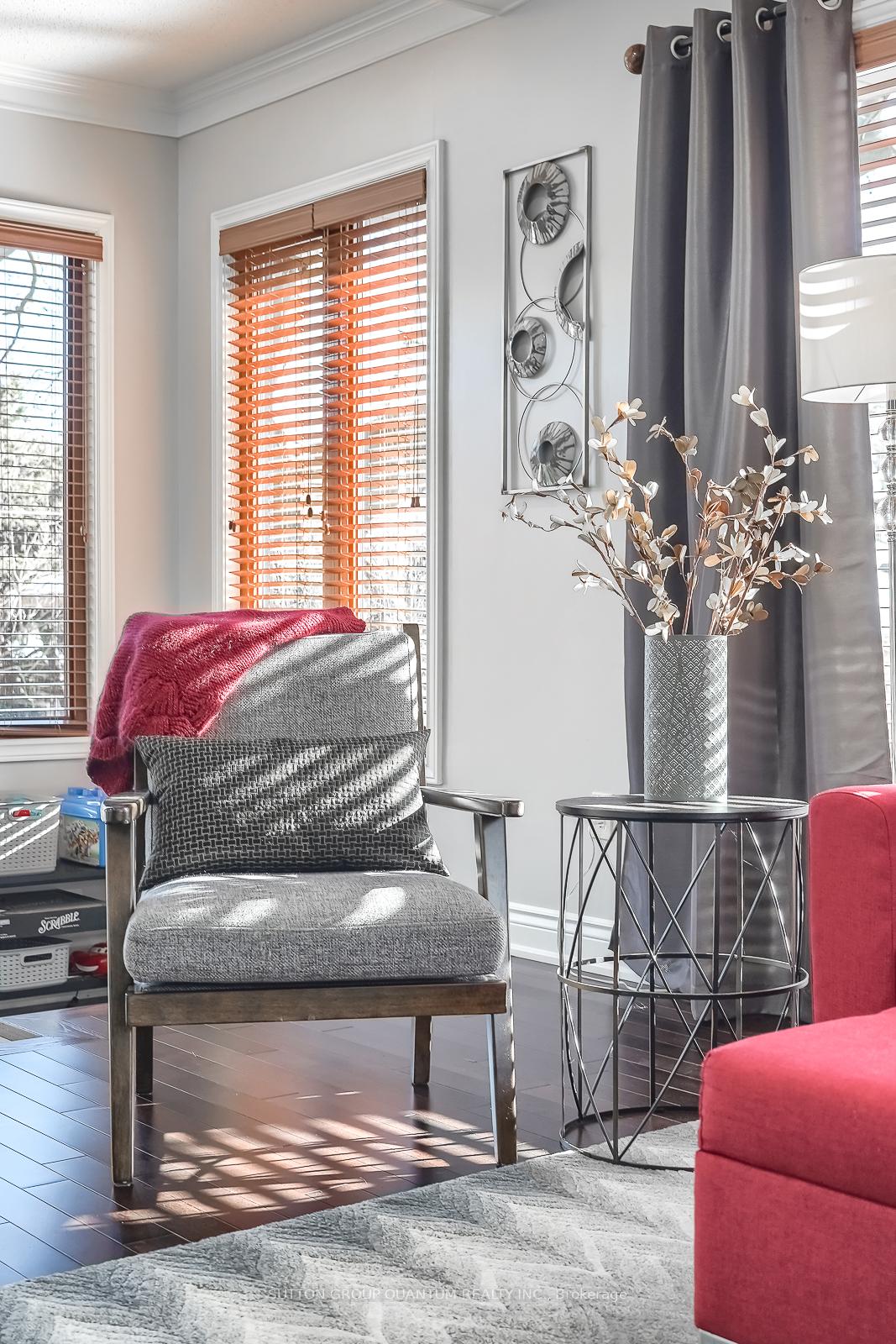 Photo 17 of 41 Felker Crescent, Hamilton, Stoney Creek — HOMEH