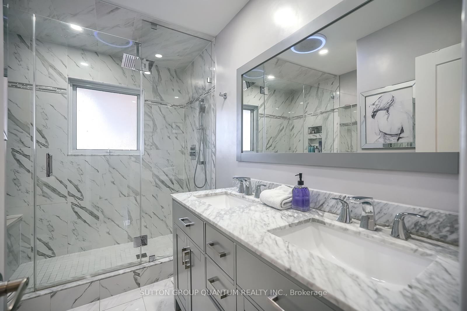Photo 23 of 41 Felker Crescent, Hamilton, Stoney Creek — HOMEH