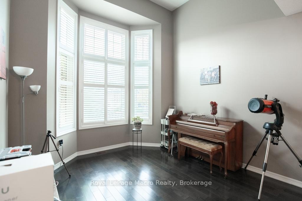 Photo 7 of 48 Kingston Road, Hamilton, Stoney Creek — HOMEH