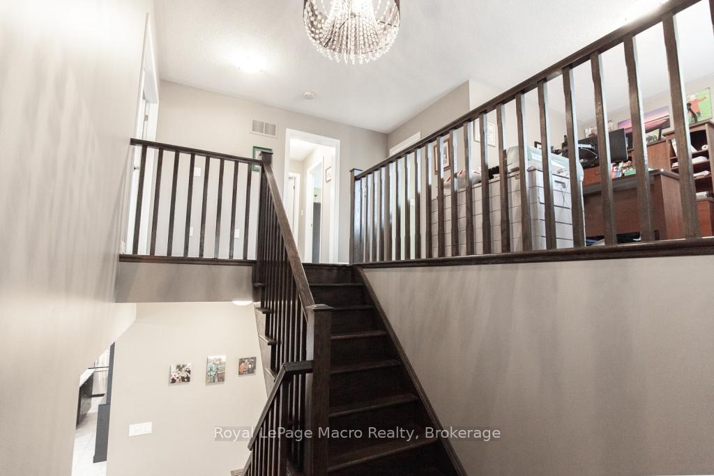 Photo 20 of 48 Kingston Road, Hamilton, Stoney Creek — HOMEH