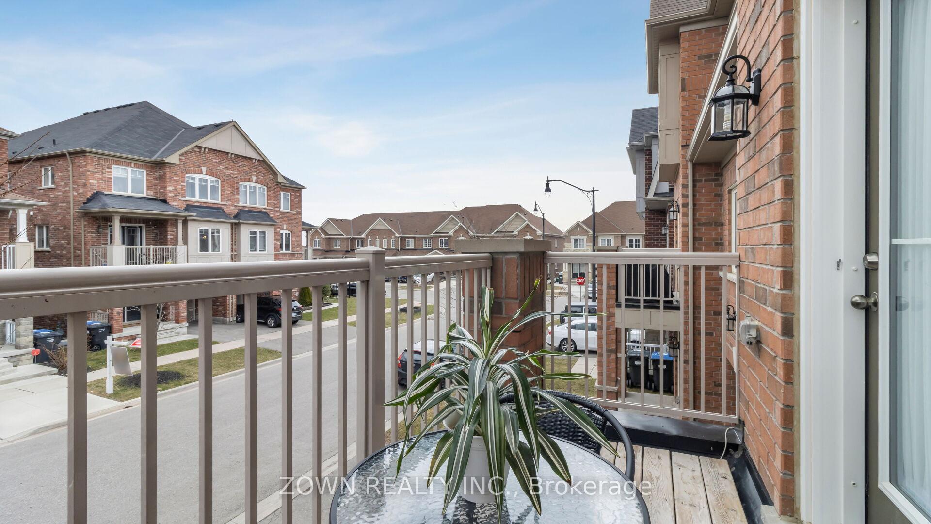 Photo 45 of 8 Francesco Street, Brampton, Northwest Brampton — HOMEH
