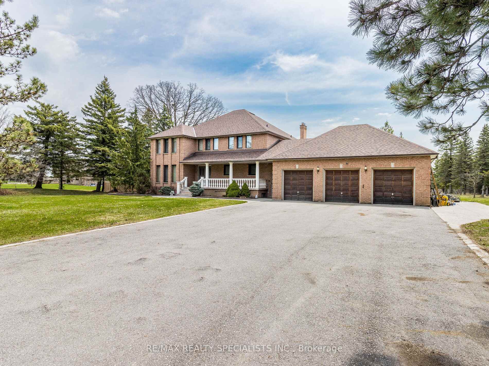 Front of 8 Ryckman Lane