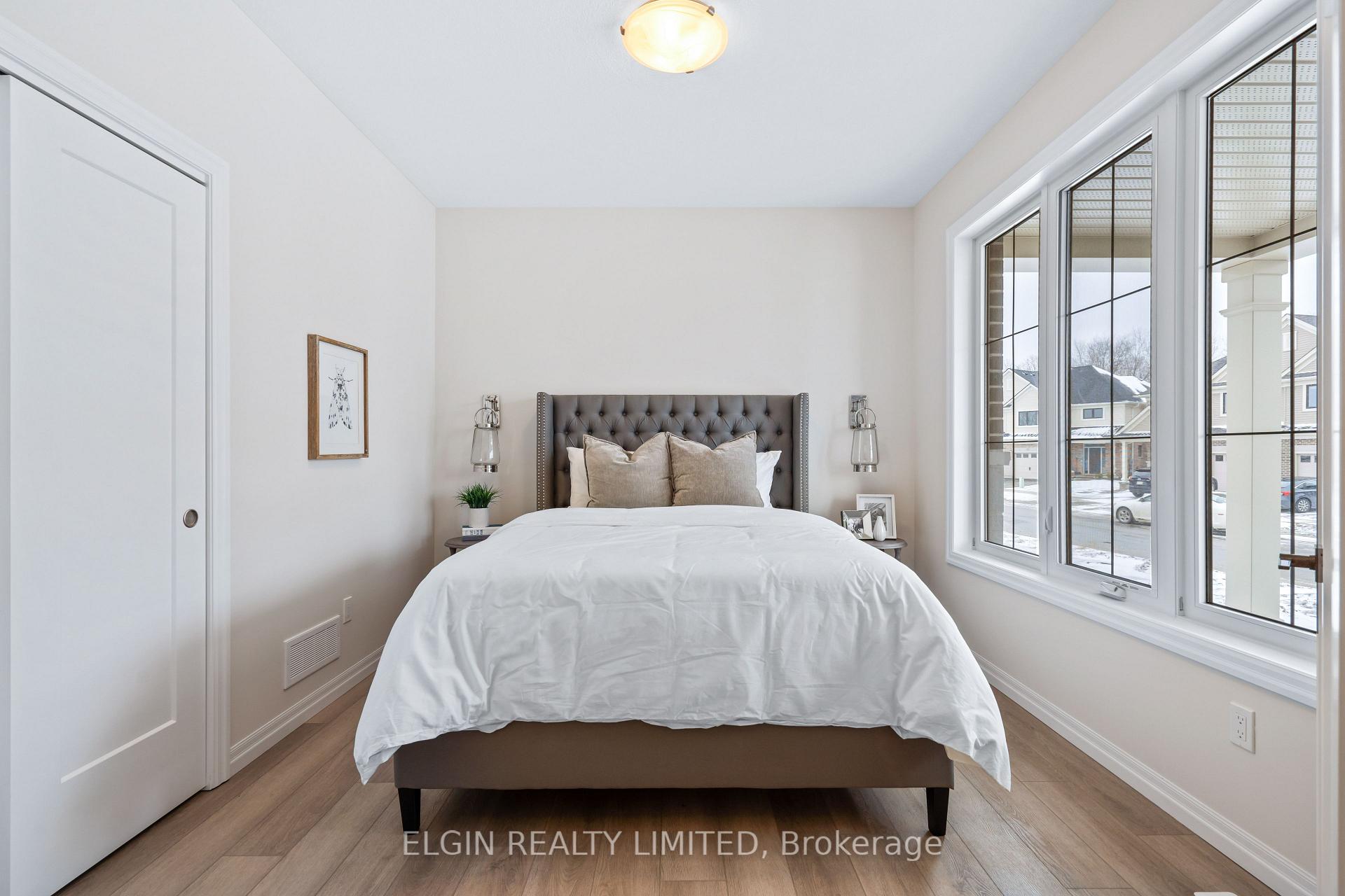 Photo 6 of 44 Dunning Way, St. Thomas — HOMEH