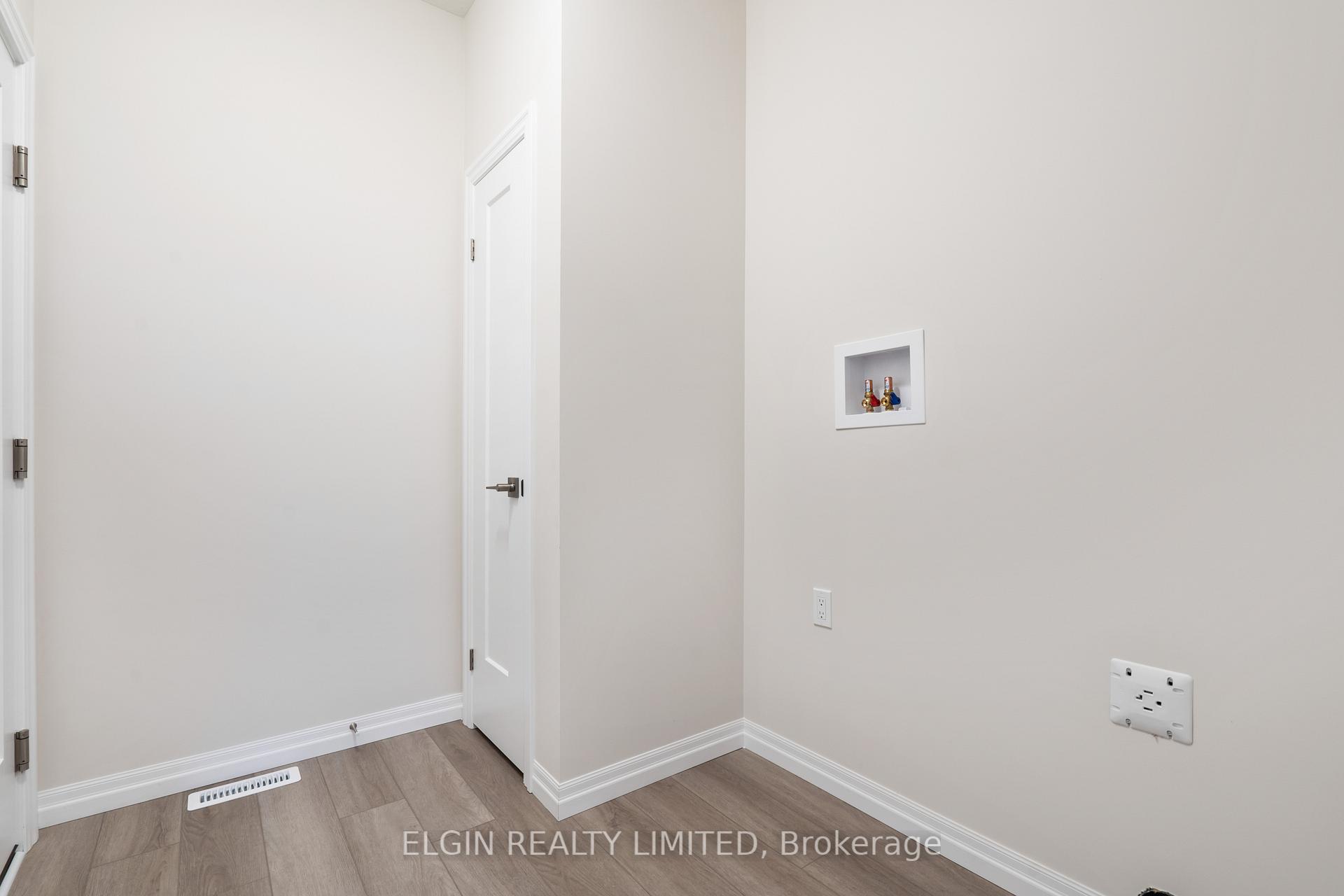 Photo 9 of 44 Dunning Way, St. Thomas — HOMEH