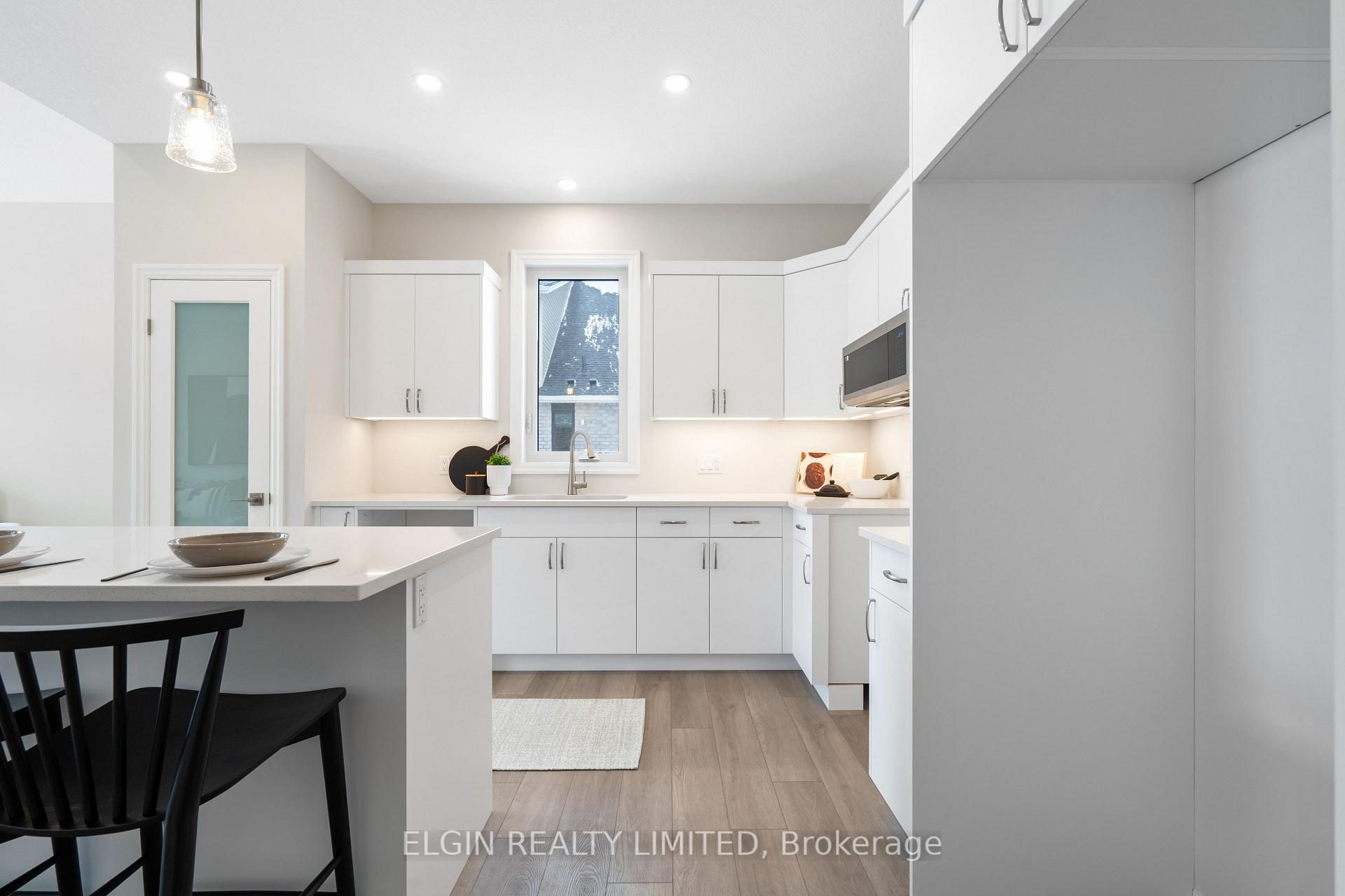 Photo 12 of 44 Dunning Way, St. Thomas — HOMEH