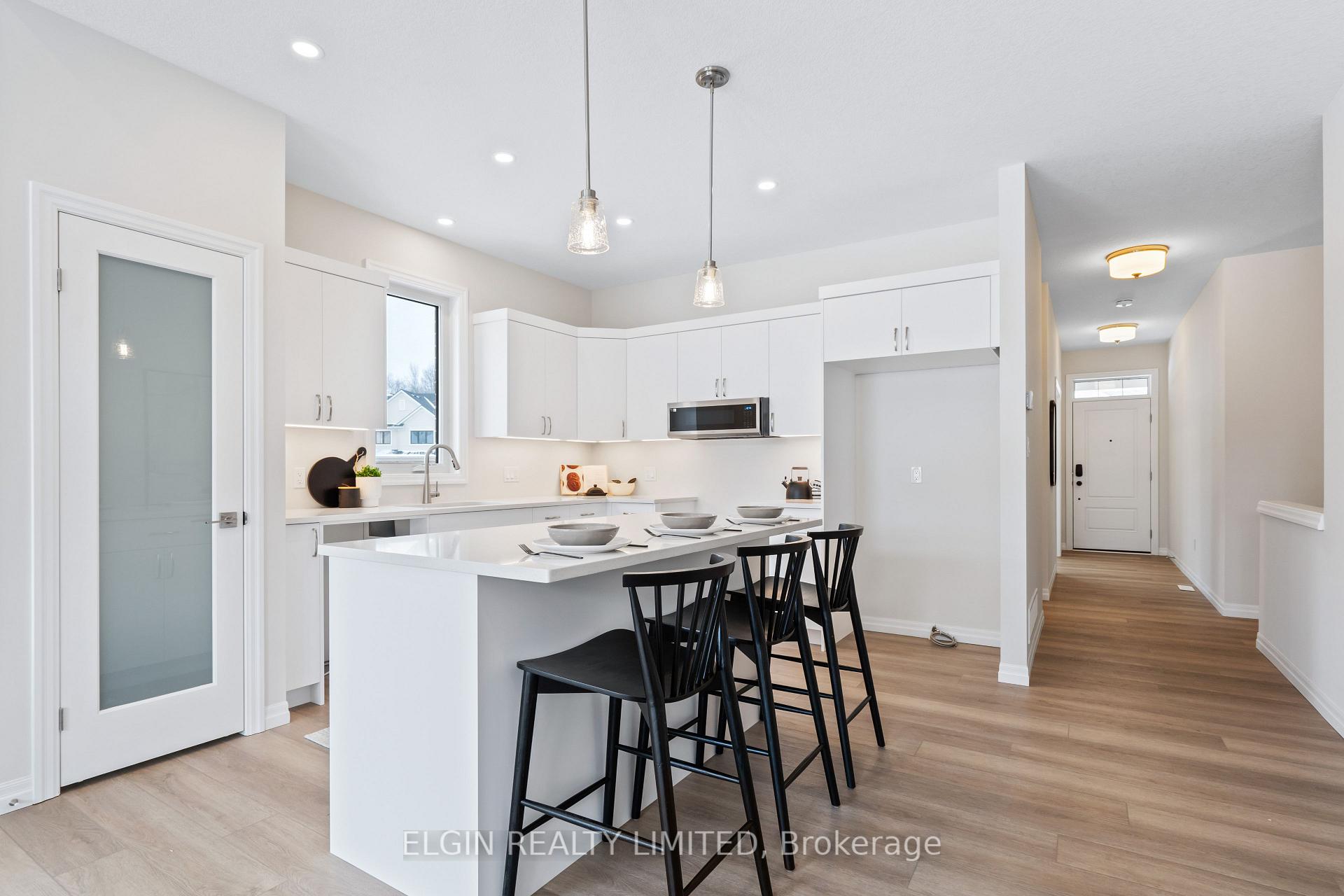 Photo 14 of 44 Dunning Way, St. Thomas — HOMEH
