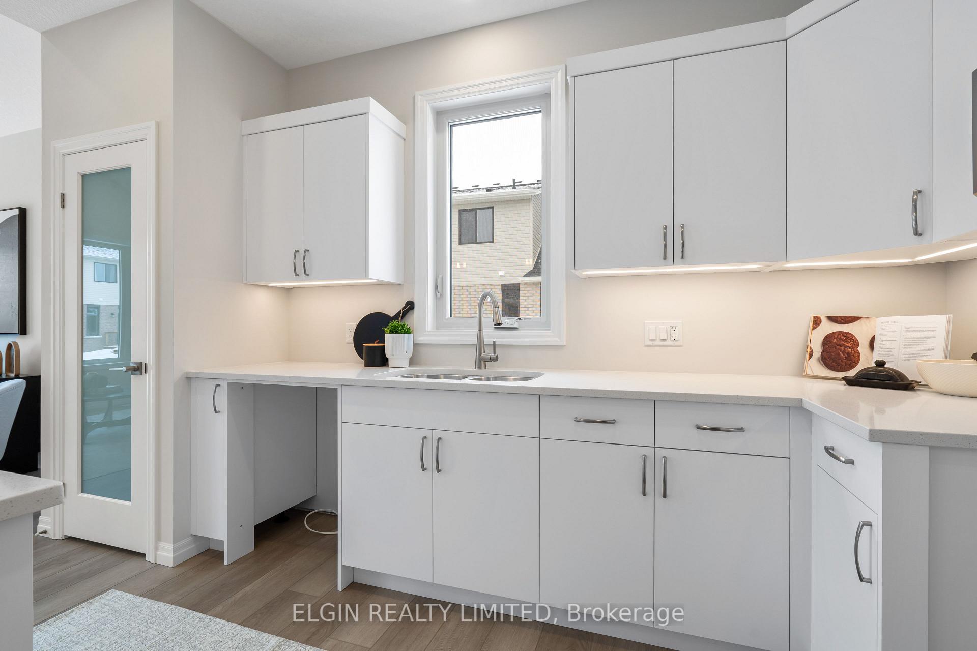 Photo 18 of 44 Dunning Way, St. Thomas — HOMEH