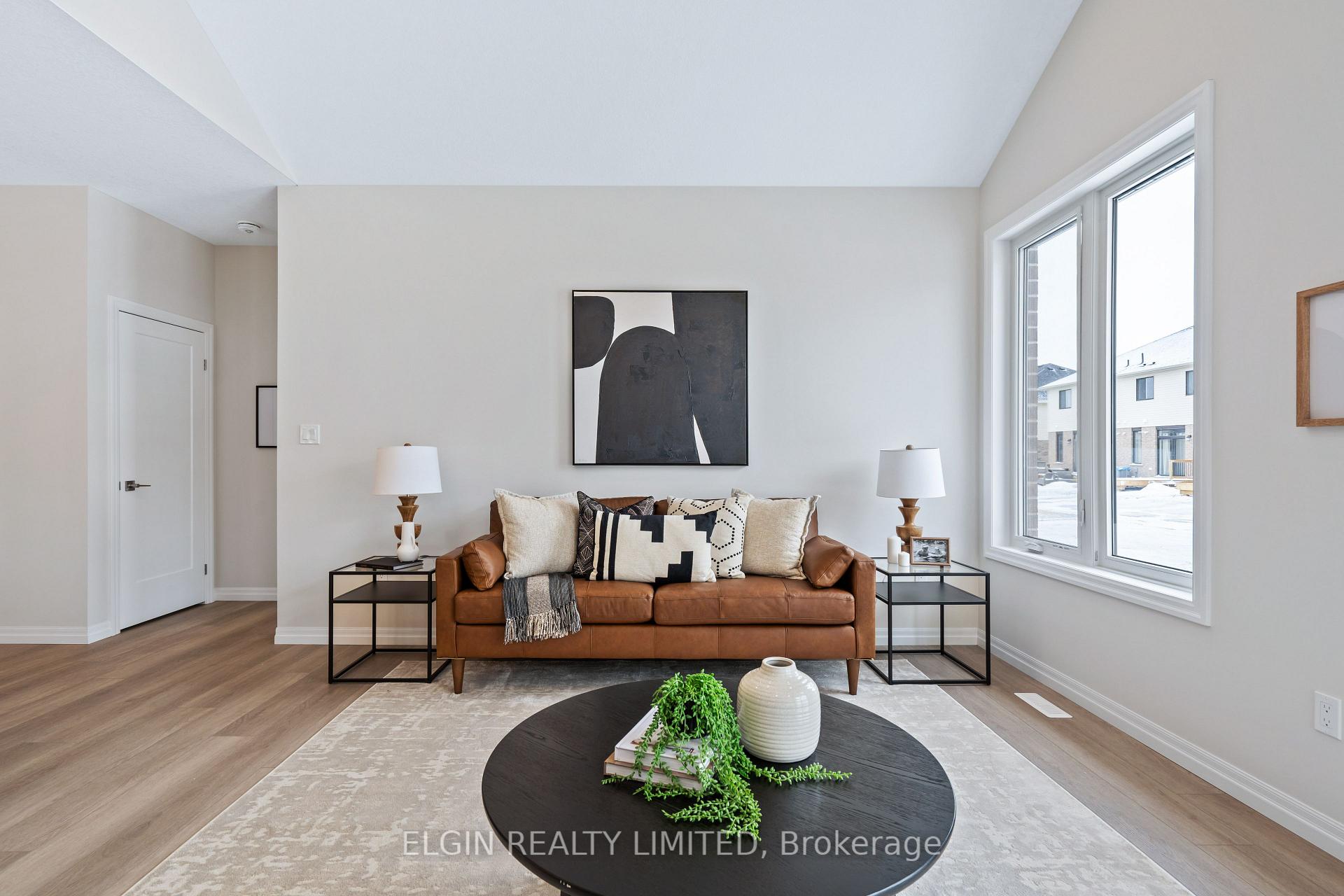 Photo 23 of 44 Dunning Way, St. Thomas — HOMEH