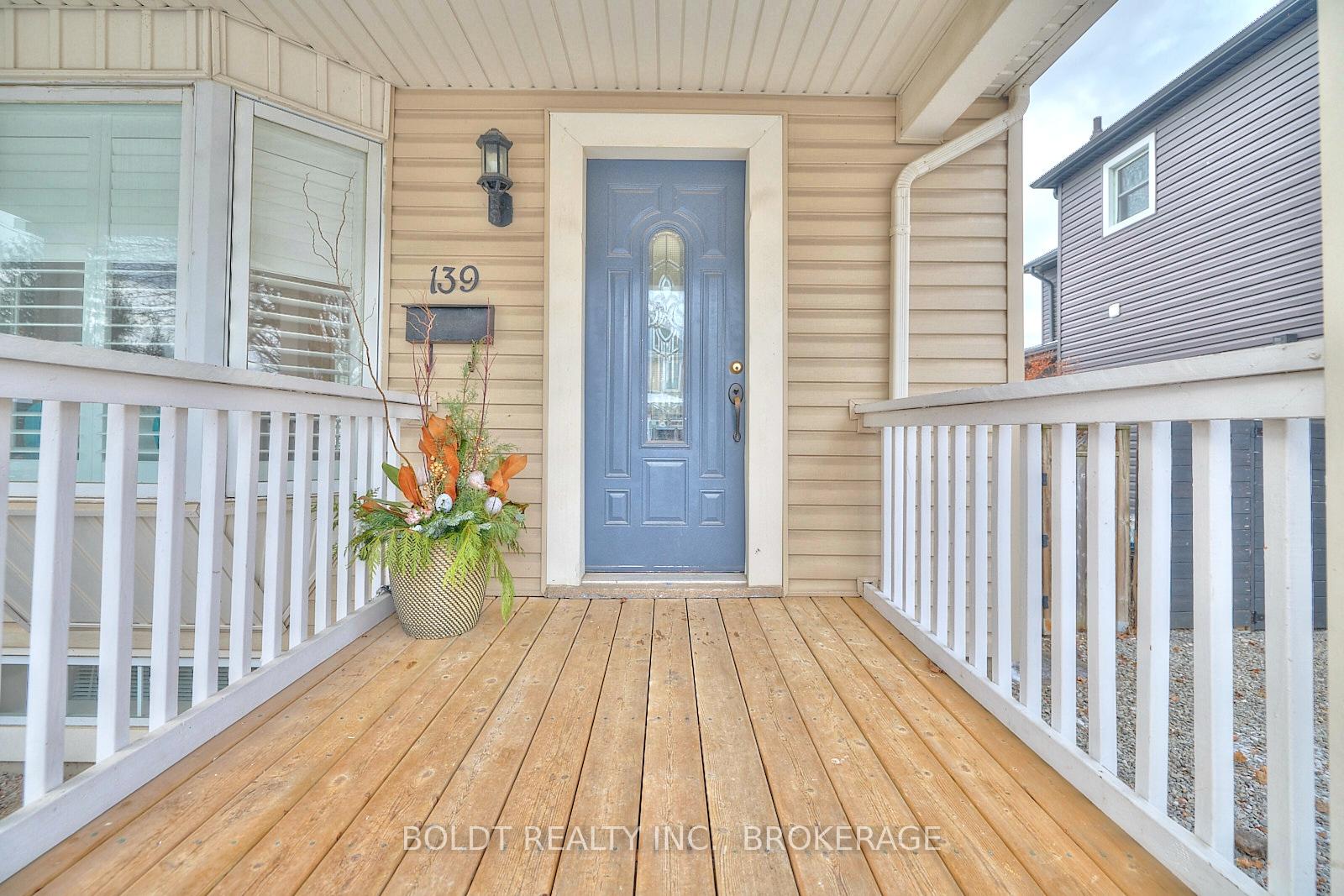 Photo 2 of 139 Pleasant Avenue, St. Catharines, Downtown — HOMEH