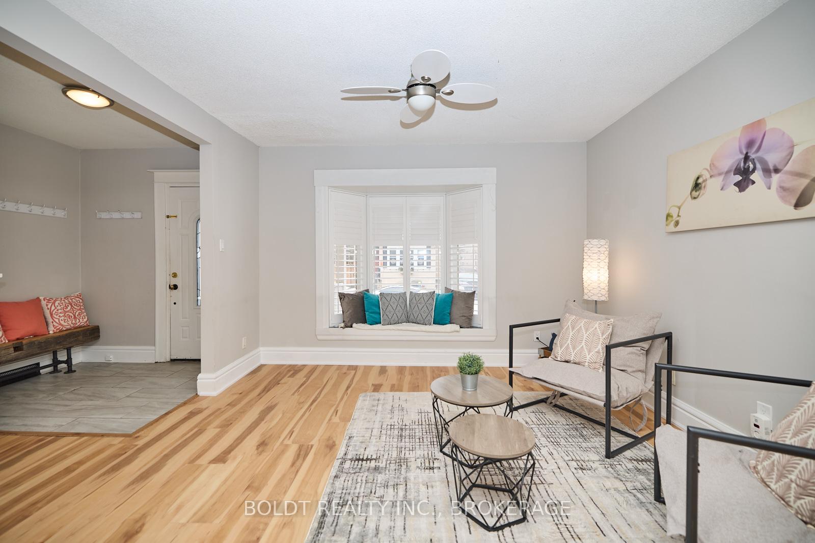 Photo 5 of 139 Pleasant Avenue, St. Catharines, Downtown — HOMEH