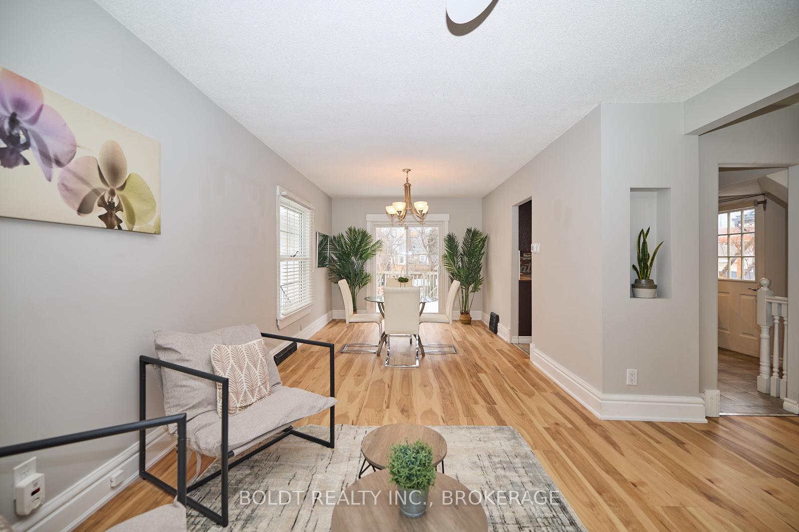 Photo 7 of 139 Pleasant Avenue, St. Catharines, Downtown — HOMEH
