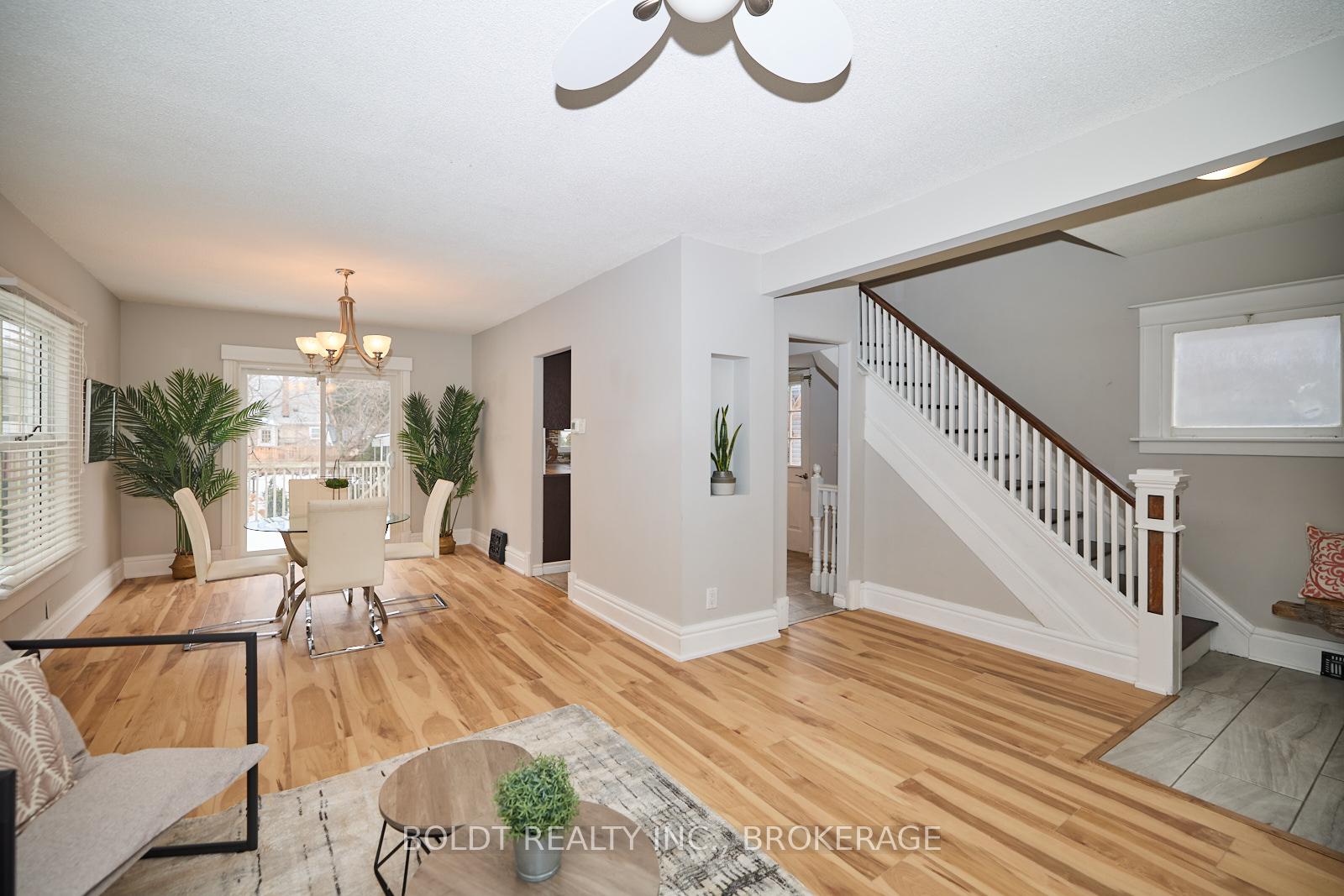 Photo 8 of 139 Pleasant Avenue, St. Catharines, Downtown — HOMEH