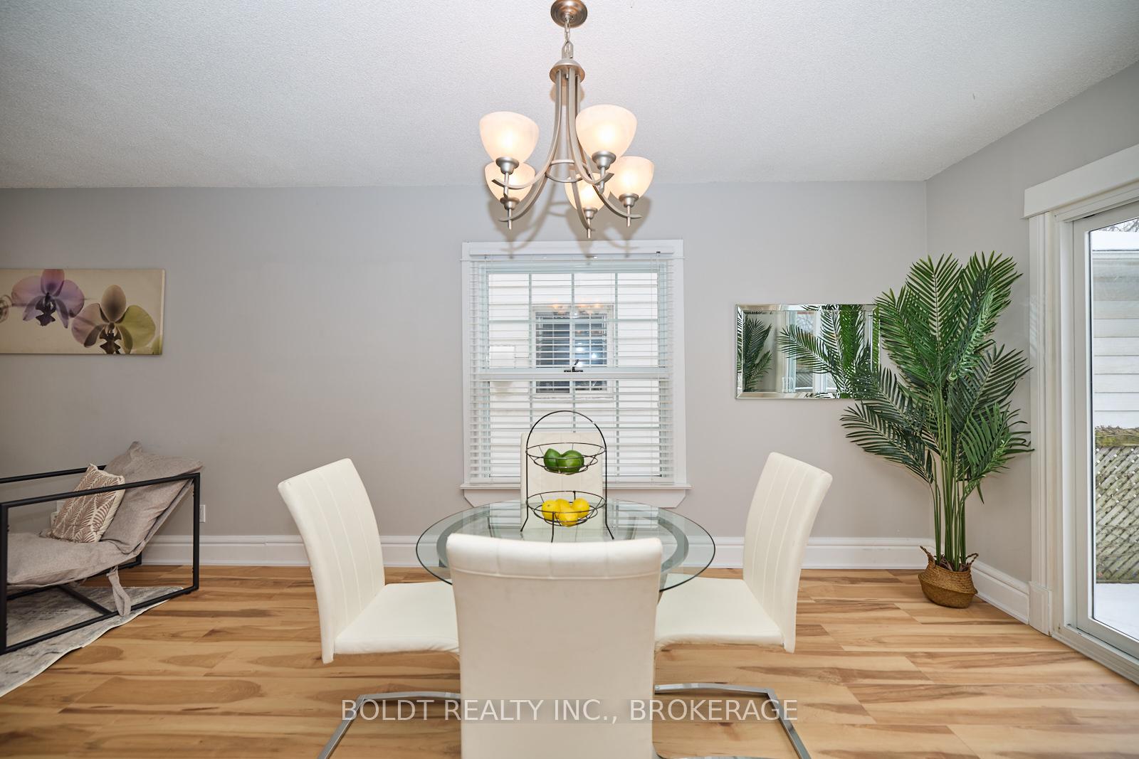 Photo 10 of 139 Pleasant Avenue, St. Catharines, Downtown — HOMEH