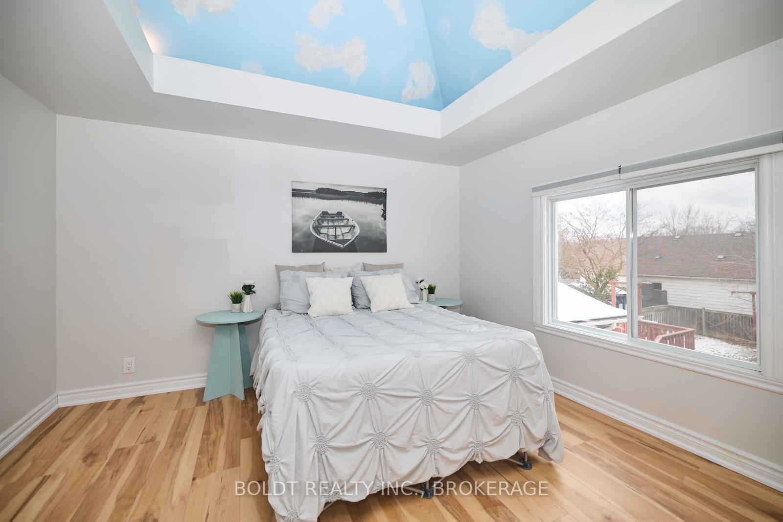 Photo 18 of 139 Pleasant Avenue, St. Catharines, Downtown — HOMEH