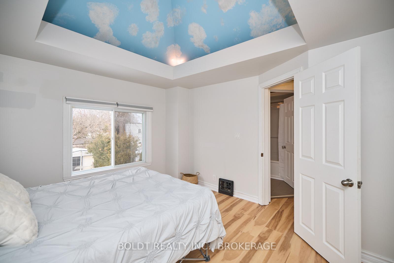 Photo 19 of 139 Pleasant Avenue, St. Catharines, Downtown — HOMEH