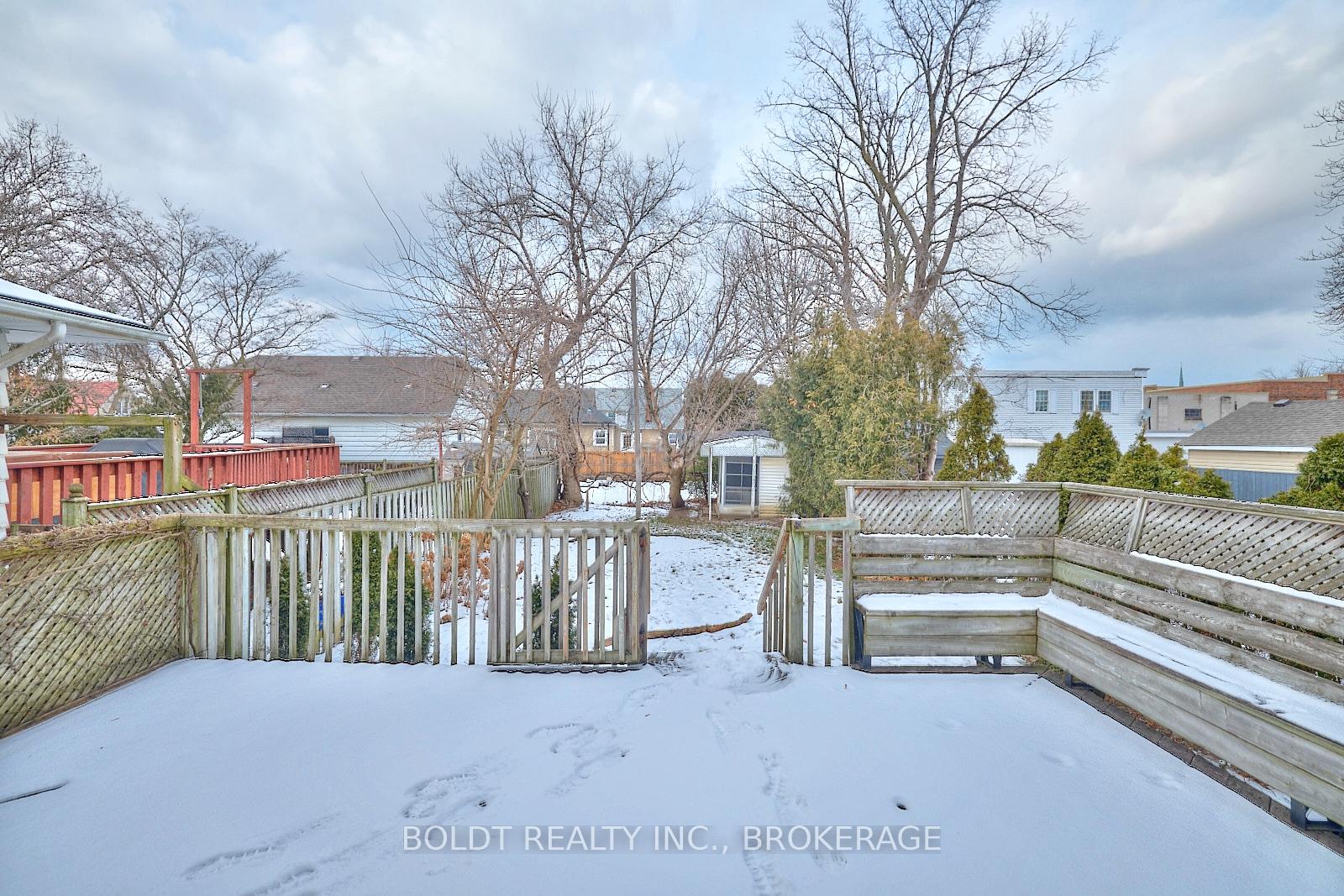 Photo 33 of 139 Pleasant Avenue, St. Catharines, Downtown — HOMEH