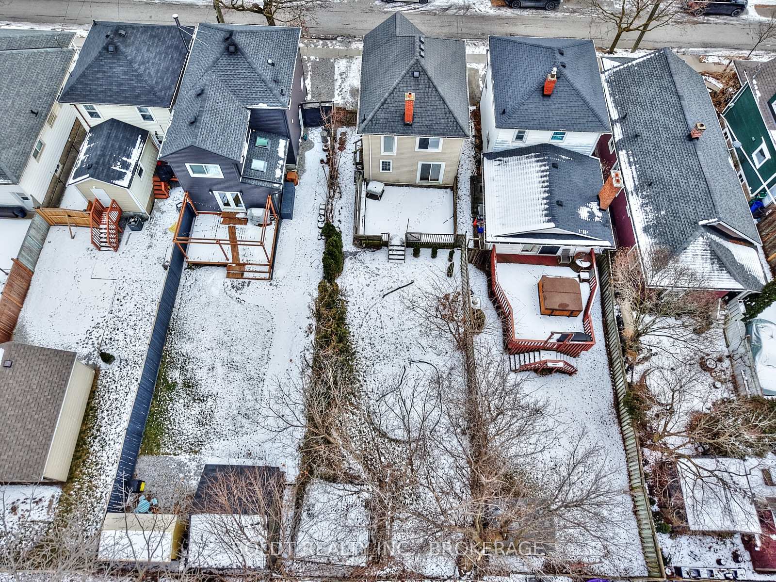 Photo 38 of 139 Pleasant Avenue, St. Catharines, Downtown — HOMEH