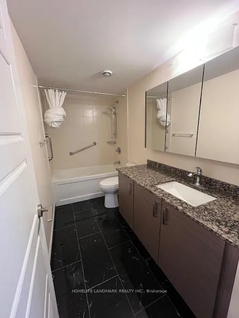 Photo 17 of Unit 2003, 1 Uptown Drive, Markham, Unionville — HOMEH