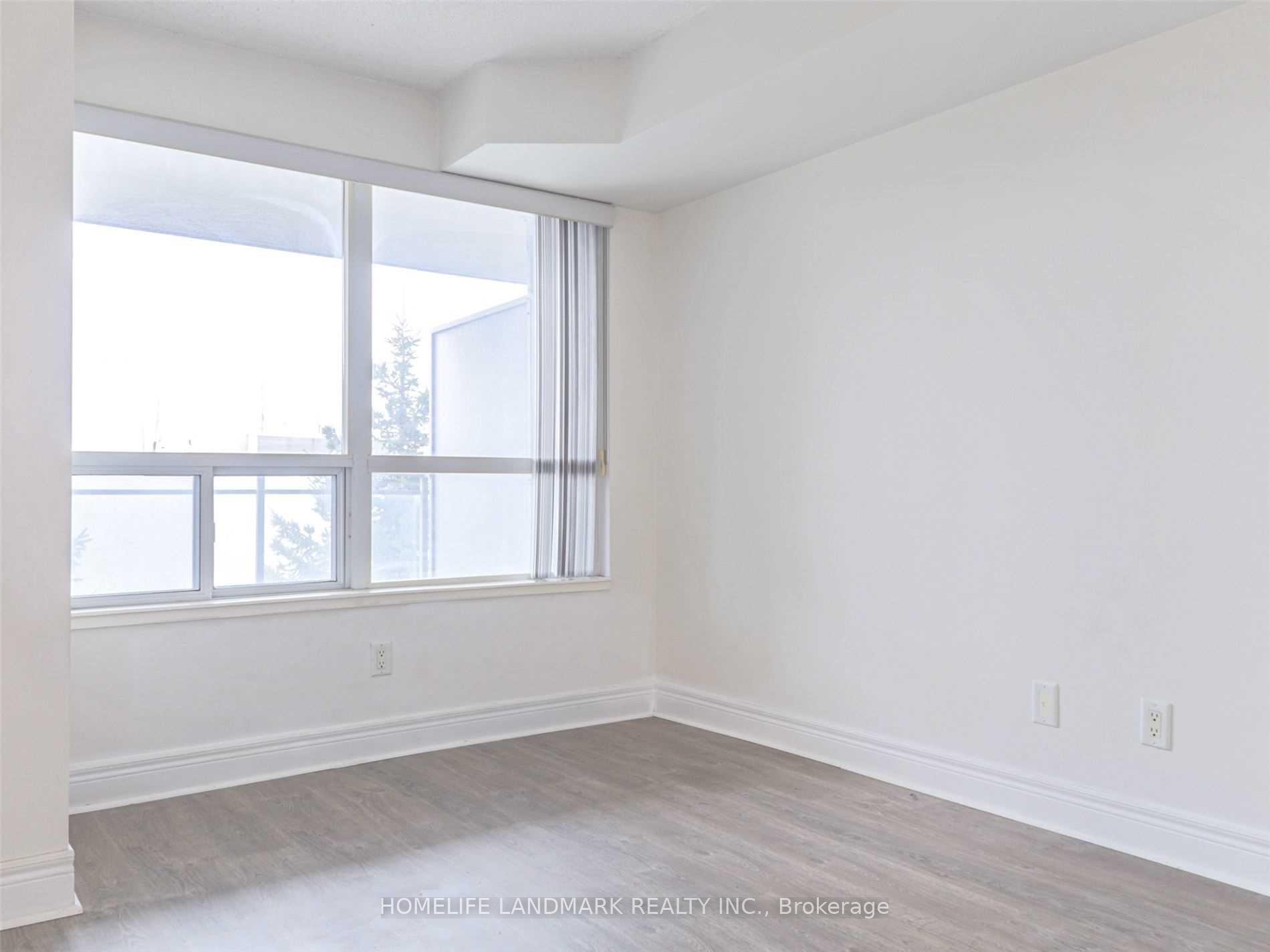 Photo 4 of Unit 308, 48 Suncrest Boulevard, Markham, Commerce Valley — HOMEH