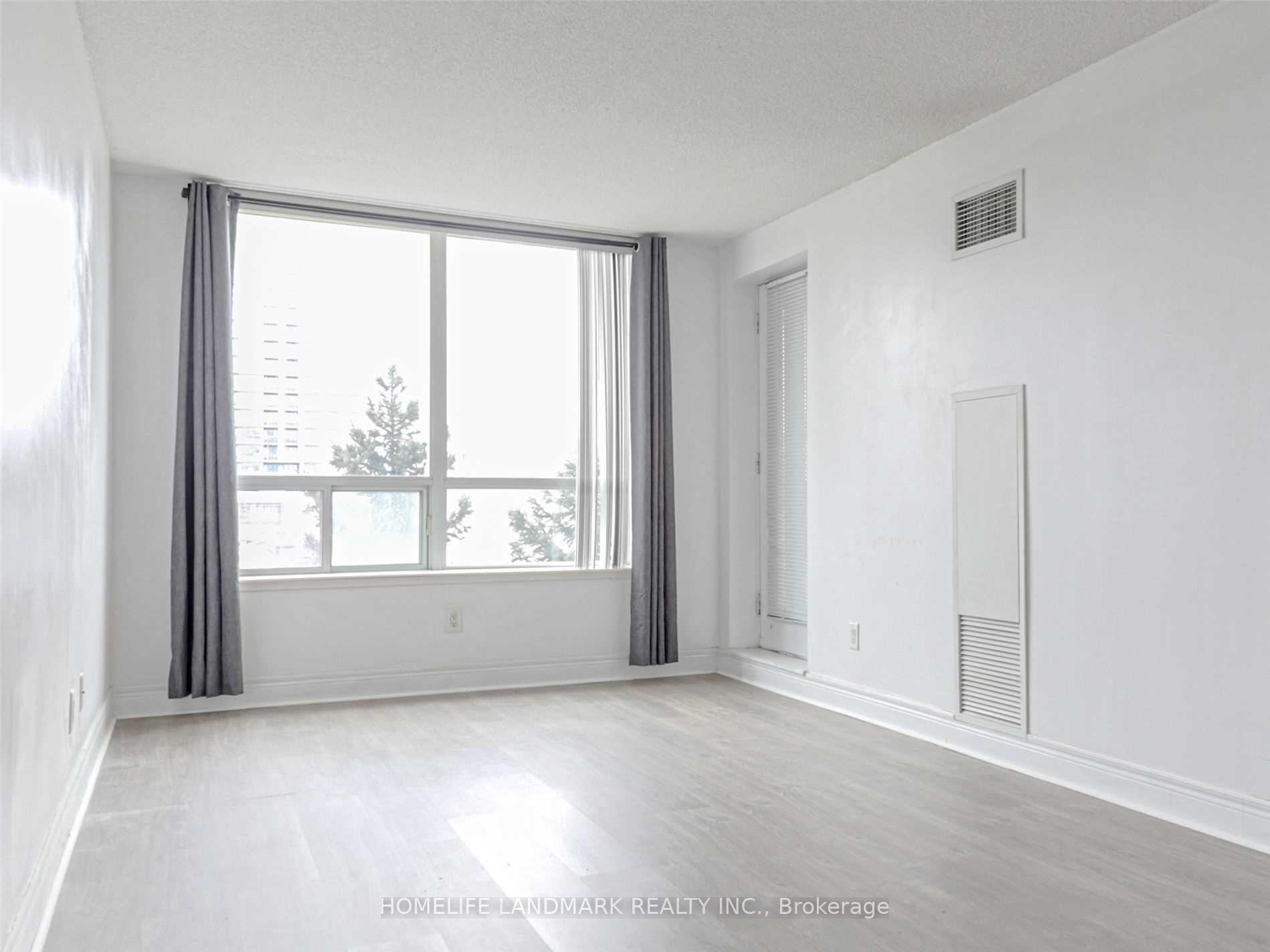 Photo 5 of Unit 308, 48 Suncrest Boulevard, Markham, Commerce Valley — HOMEH