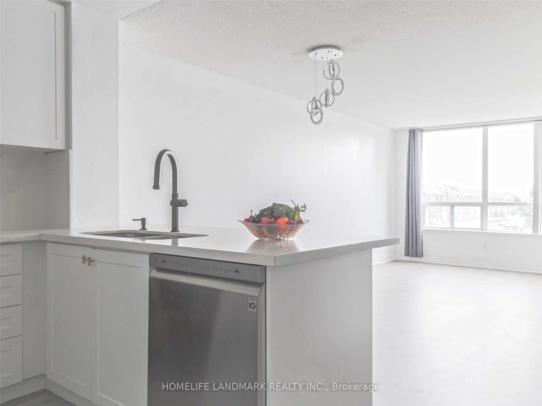 Photo 7 of Unit 308, 48 Suncrest Boulevard, Markham, Commerce Valley — HOMEH