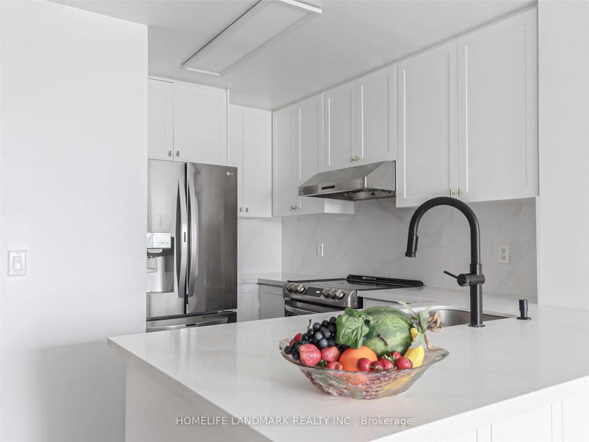Photo 8 of Unit 308, 48 Suncrest Boulevard, Markham, Commerce Valley — HOMEH