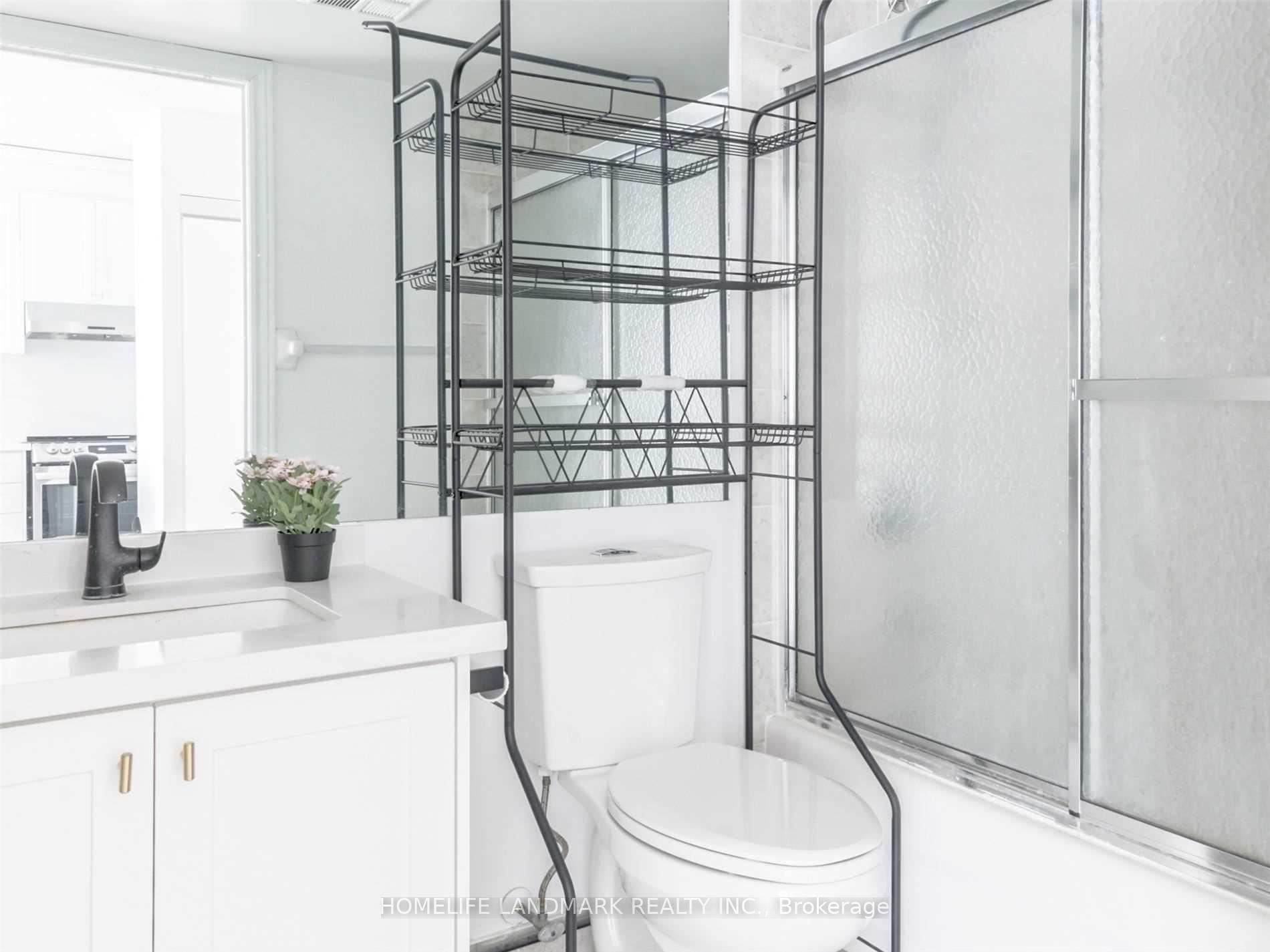 Photo 9 of Unit 308, 48 Suncrest Boulevard, Markham, Commerce Valley — HOMEH