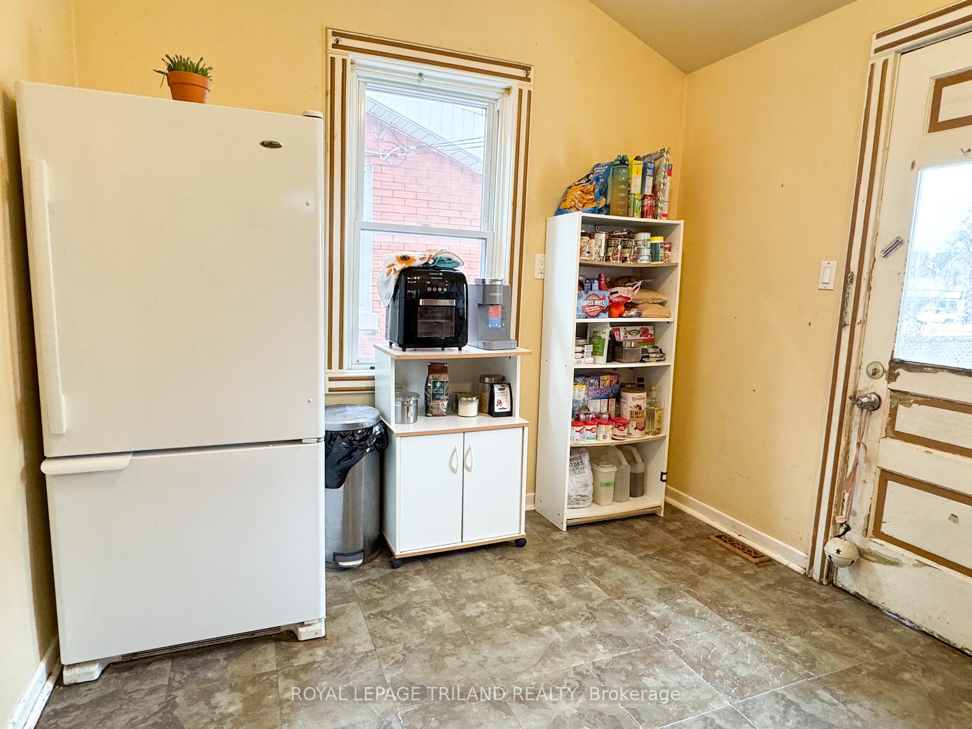 Photo 15 of 47 Malakoff Street, St. Thomas — HOMEH