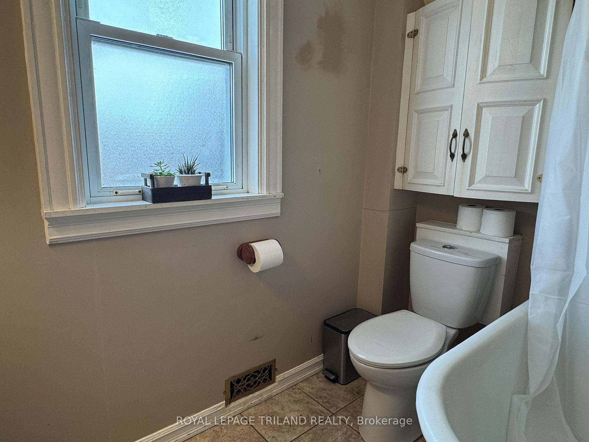 Photo 17 of 47 Malakoff Street, St. Thomas — HOMEH