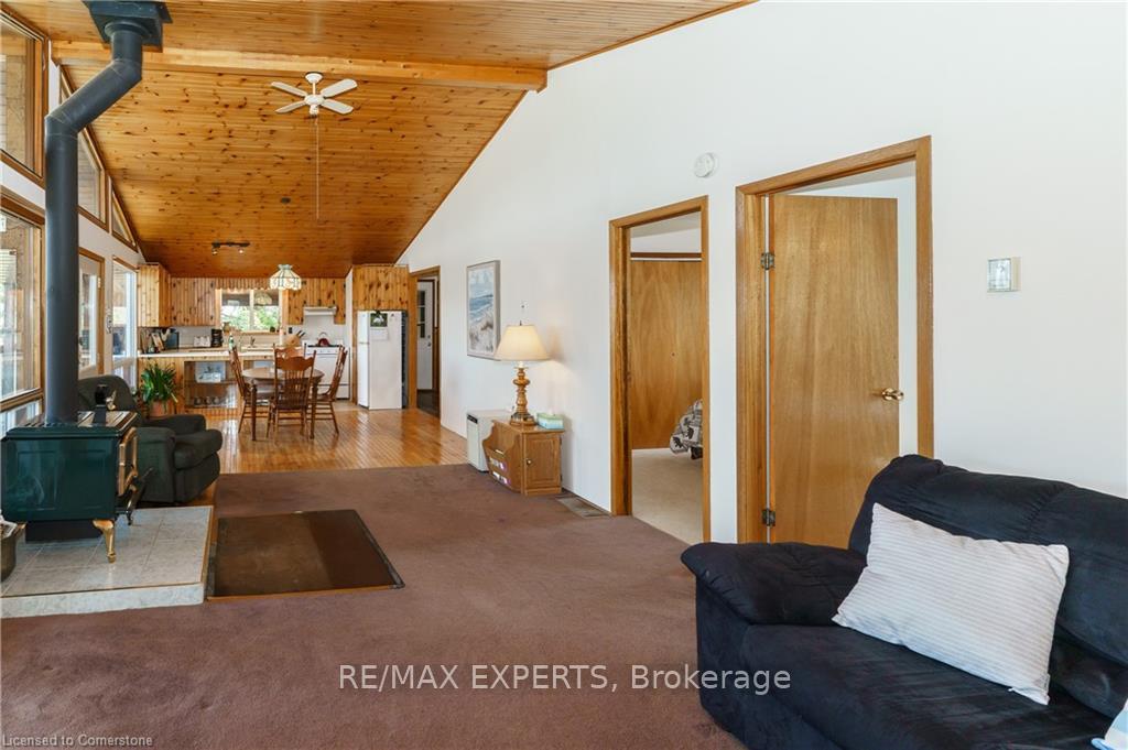 Photo 12 of 86 Stoney Road, McKellar — HOMEH