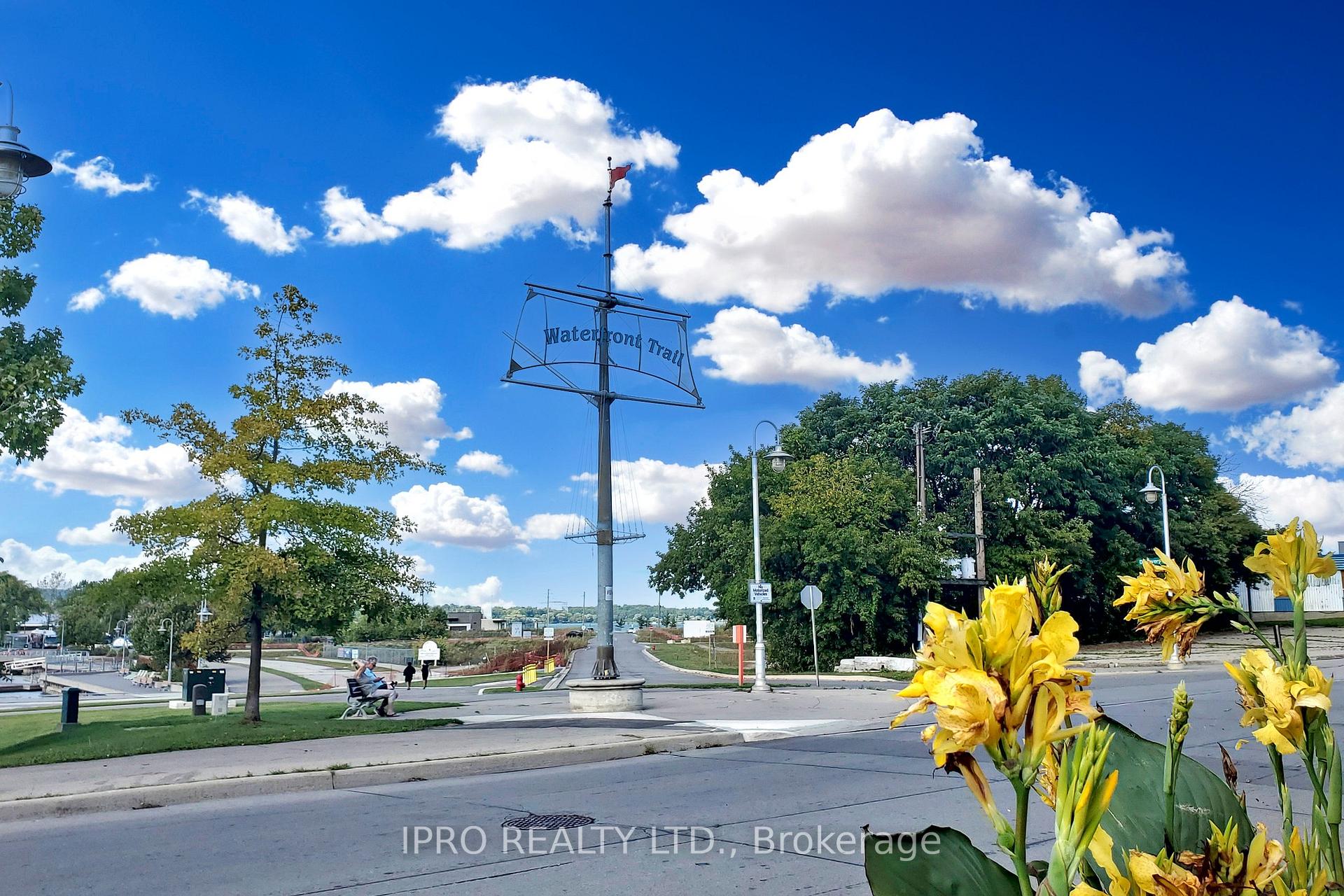 Photo 3 of 521 Hughson Street N, Hamilton, North End — HOMEH