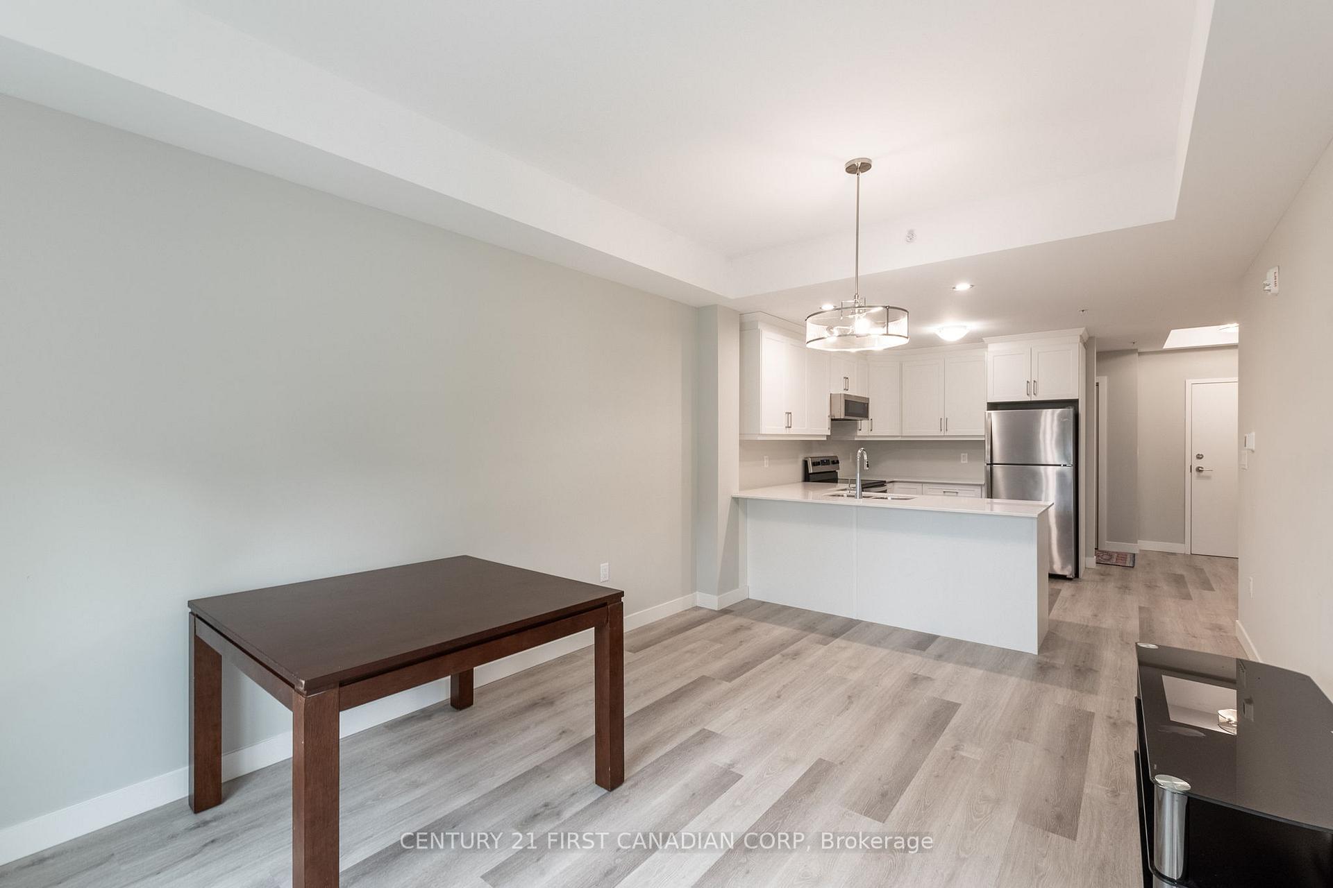 Photo 8 of Unit 107, 100 The Promenade, Central Elgin, Rural Central Elgin — HOMEH