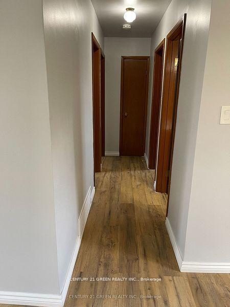 Photo 7 of Unit Main, 1749 Eastdowns Drive, Cambridge — HOMEH