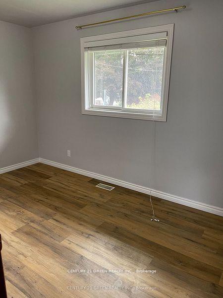 Photo 11 of Unit Main, 1749 Eastdowns Drive, Cambridge — HOMEH