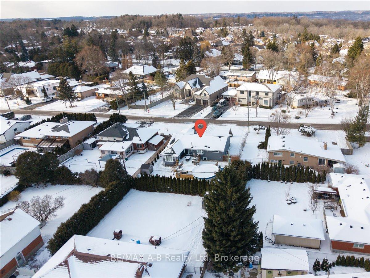 Photo 27 of 684 Hiawatha Boulevard, Hamilton, Ancaster — HOMEH