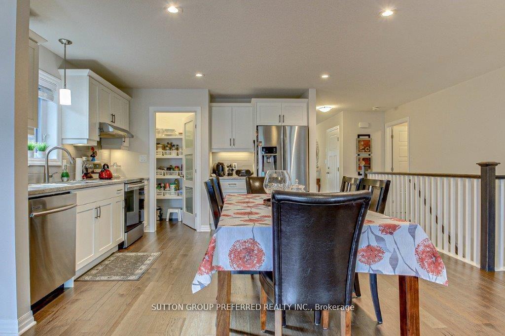 Photo 10 of 3 Auburn Drive, St. Thomas — HOMEH