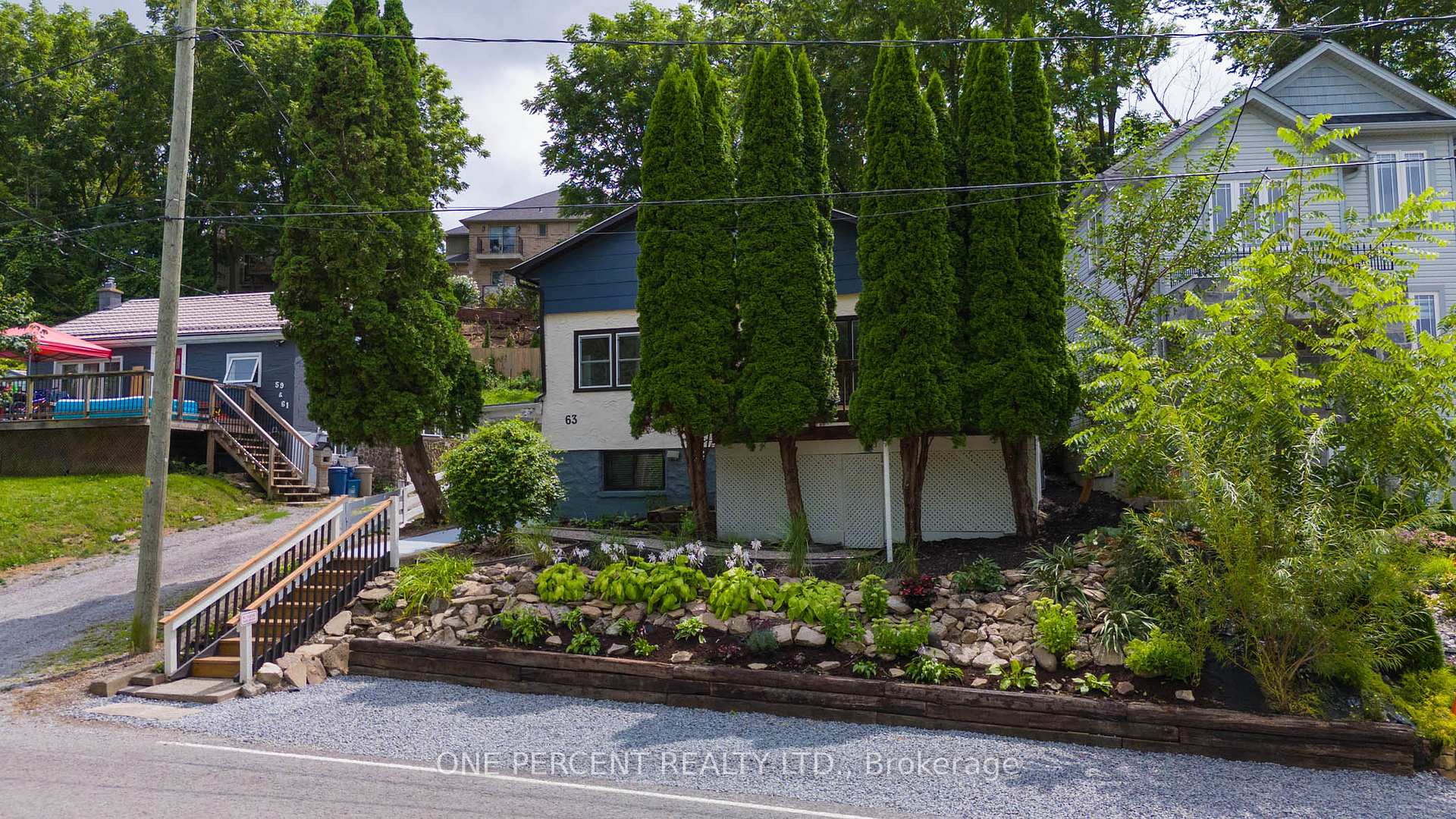 Photo 2 of 63 Bradley Street, St. Catharines, Burleigh Hill — HOMEH