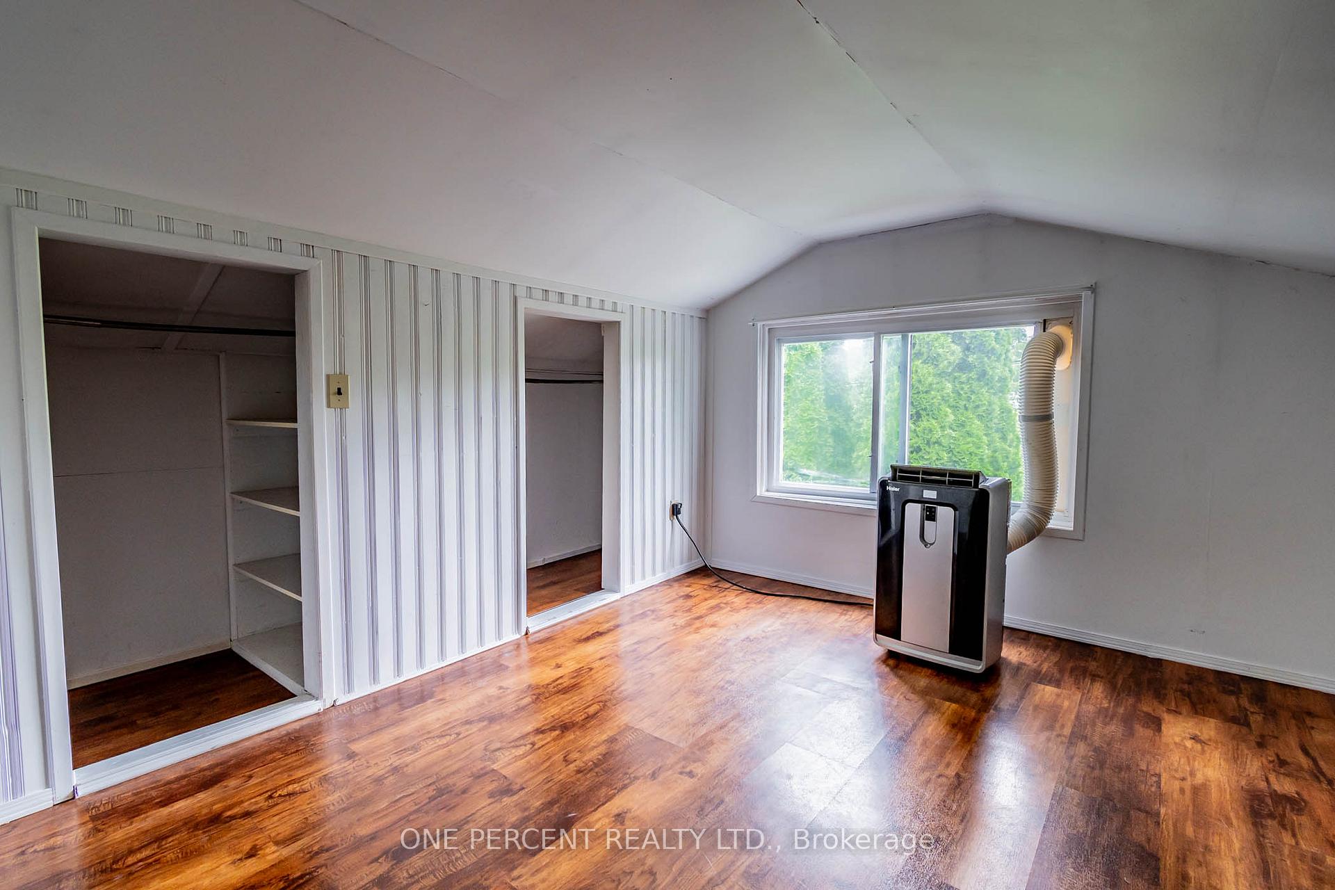 Photo 15 of 63 Bradley Street, St. Catharines, Burleigh Hill — HOMEH