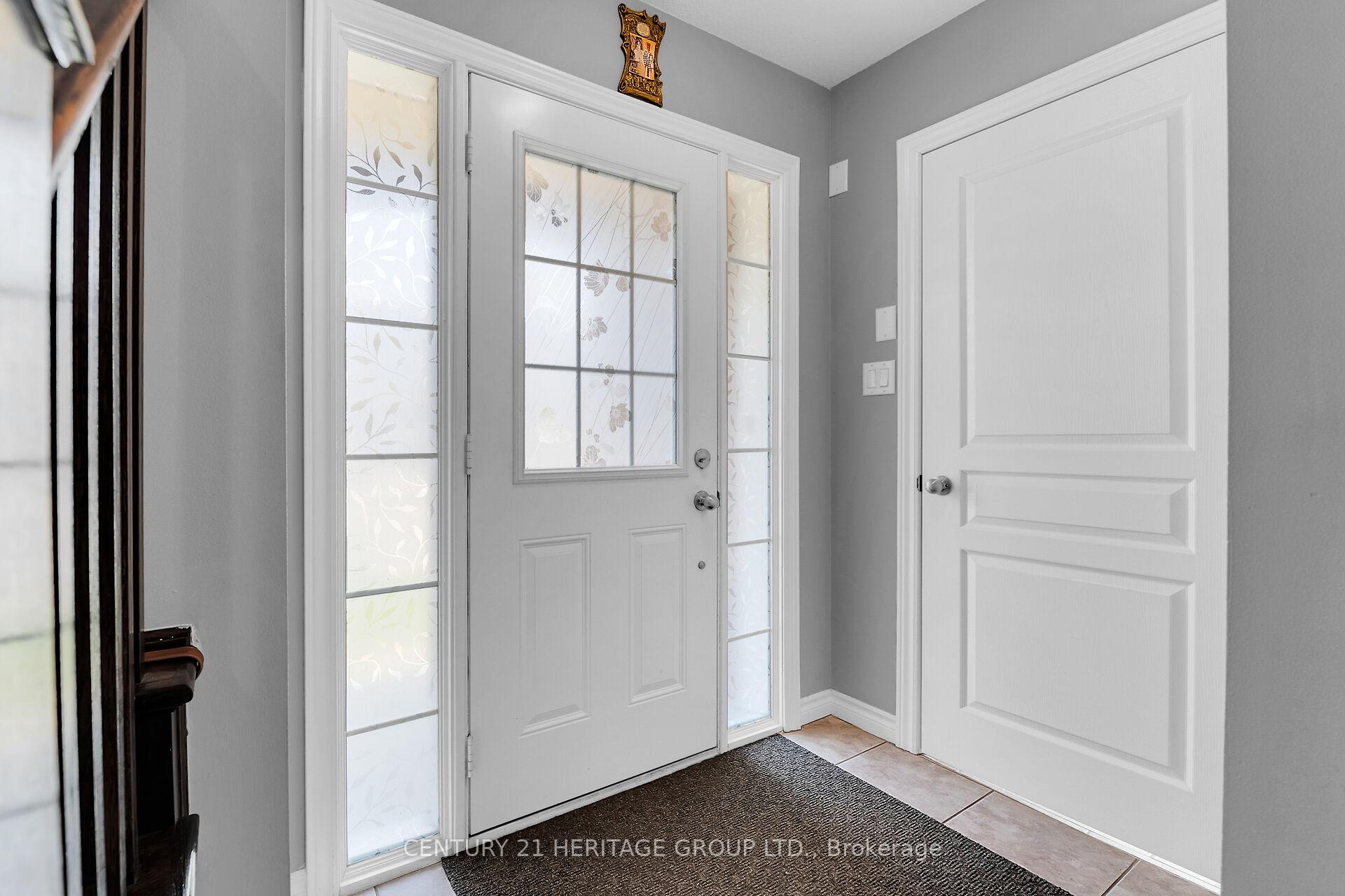 Photo 6 of 2 England Terrace, Hamilton, Stoney Creek Mountain — HOMEH