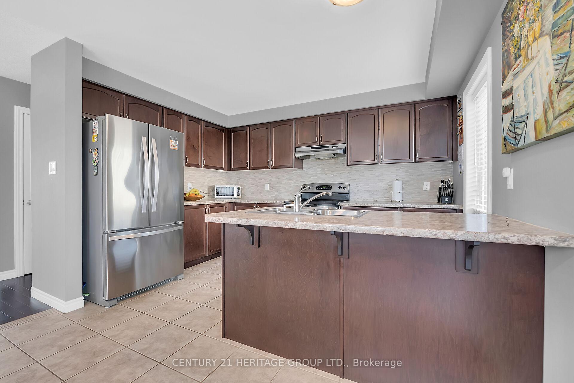 Photo 16 of 2 England Terrace, Hamilton, Stoney Creek Mountain — HOMEH