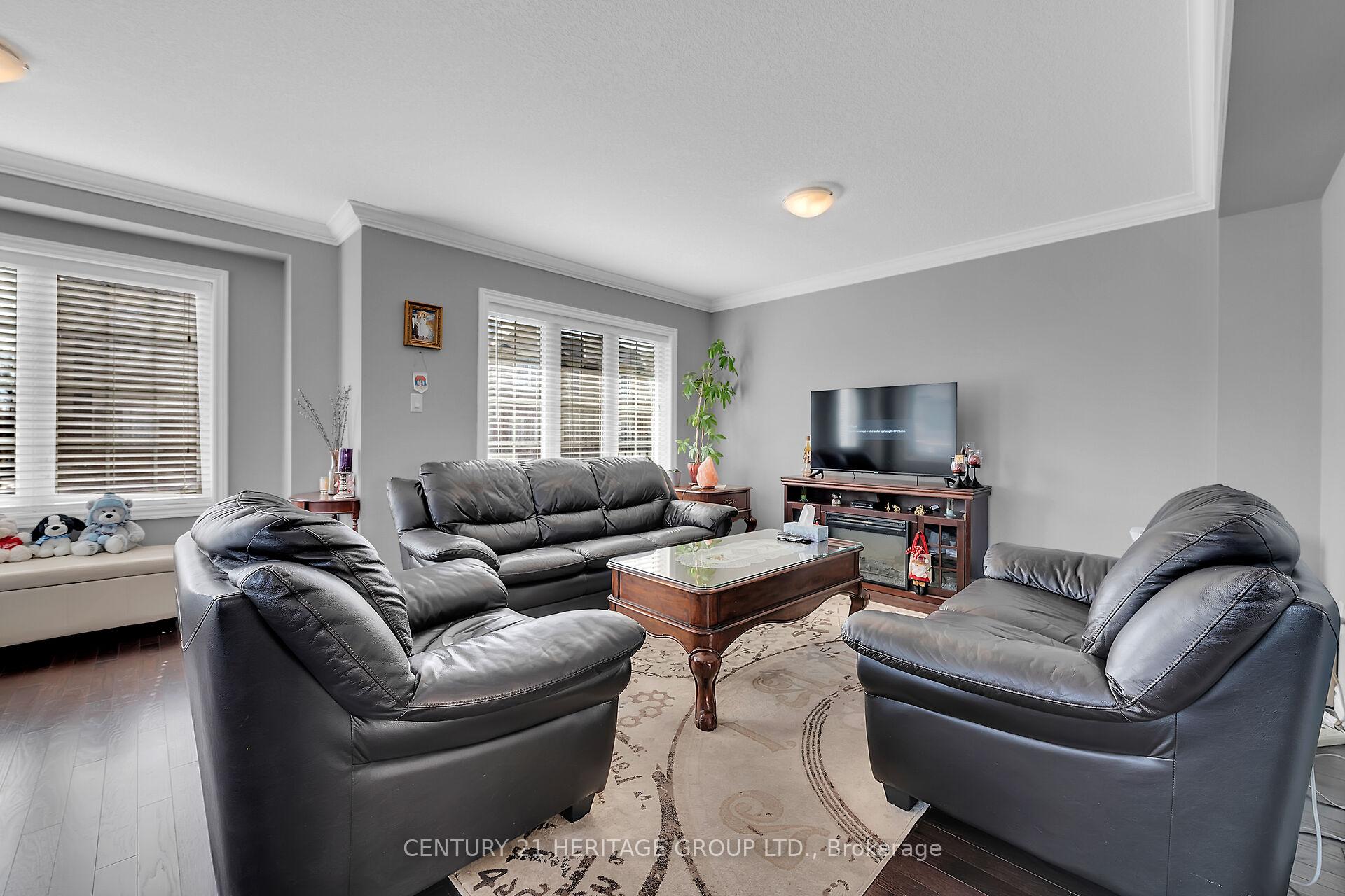 Photo 23 of 2 England Terrace, Hamilton, Stoney Creek Mountain — HOMEH