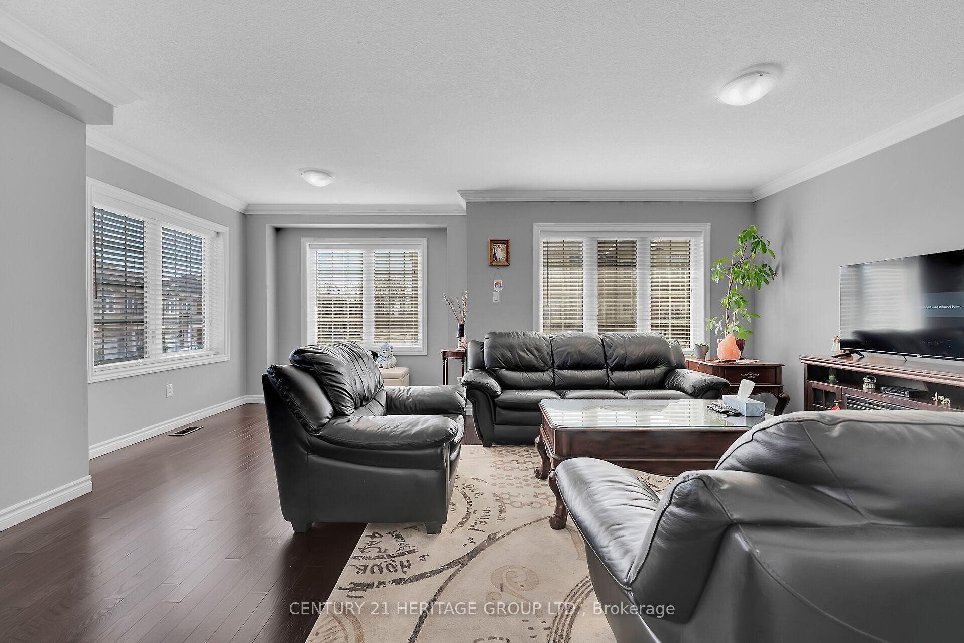 Photo 24 of 2 England Terrace, Hamilton, Stoney Creek Mountain — HOMEH