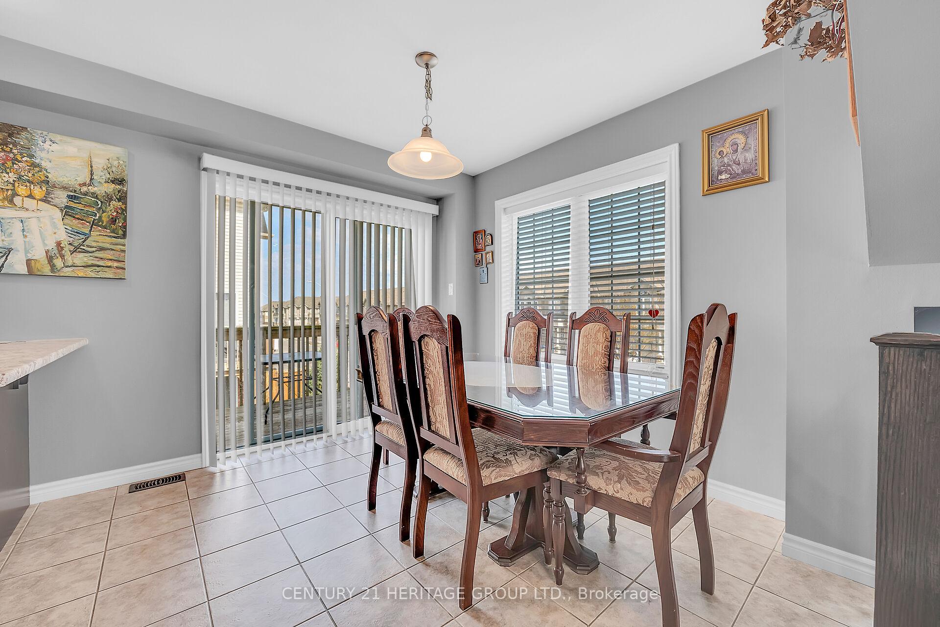 Photo 30 of 2 England Terrace, Hamilton, Stoney Creek Mountain — HOMEH