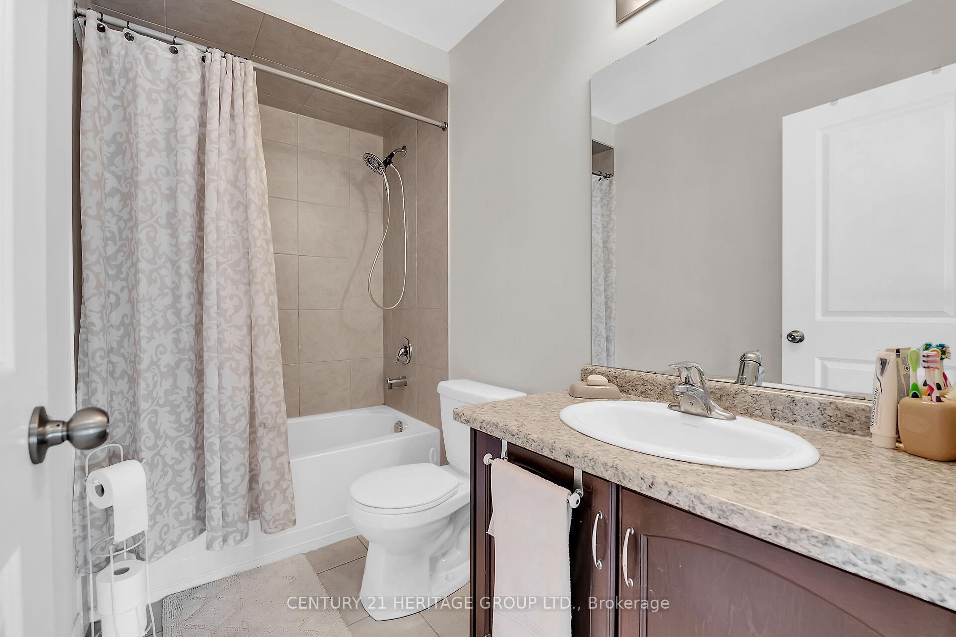 Photo 41 of 2 England Terrace, Hamilton, Stoney Creek Mountain — HOMEH