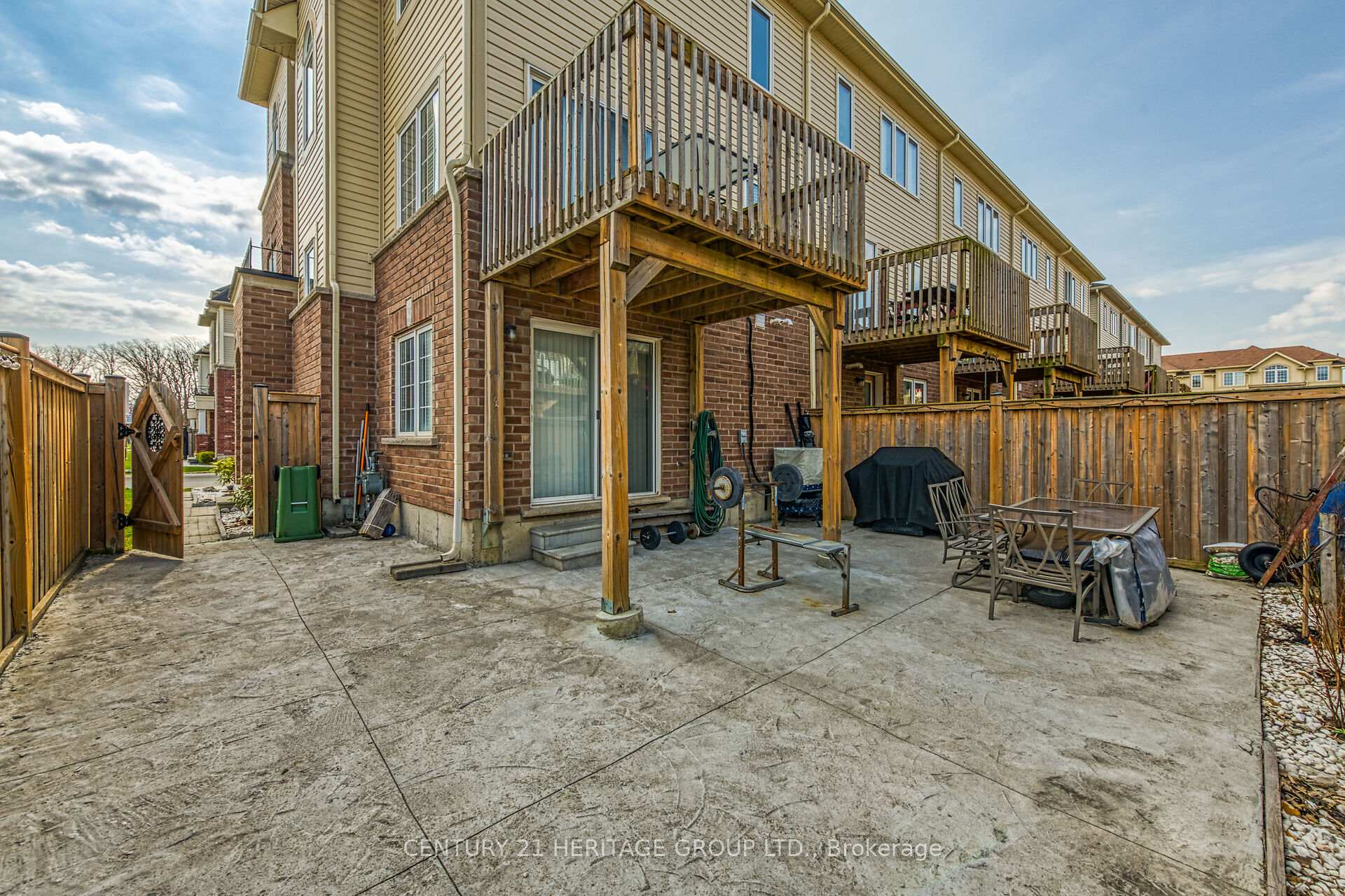Photo 46 of 2 England Terrace, Hamilton, Stoney Creek Mountain — HOMEH