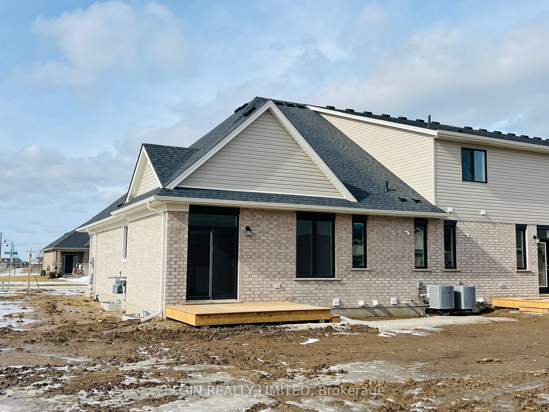 Photo 2 of 56 Dunning Way, St. Thomas — HOMEH