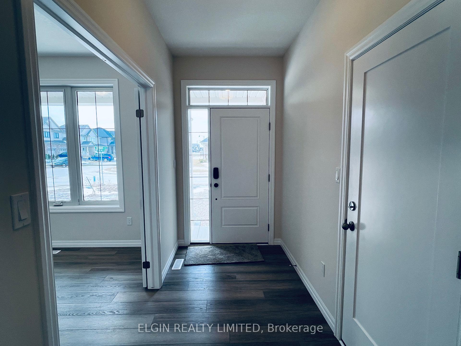 Photo 4 of 56 Dunning Way, St. Thomas — HOMEH