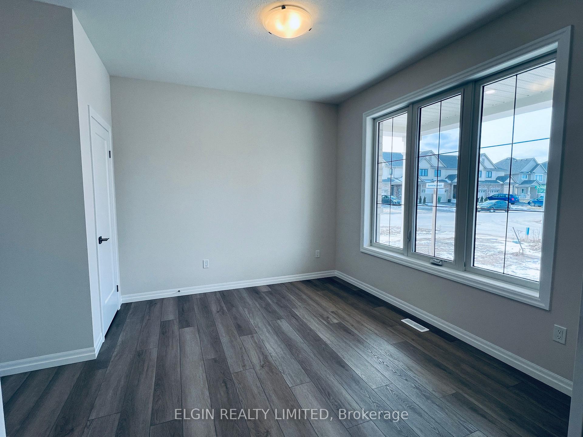 Photo 5 of 56 Dunning Way, St. Thomas — HOMEH