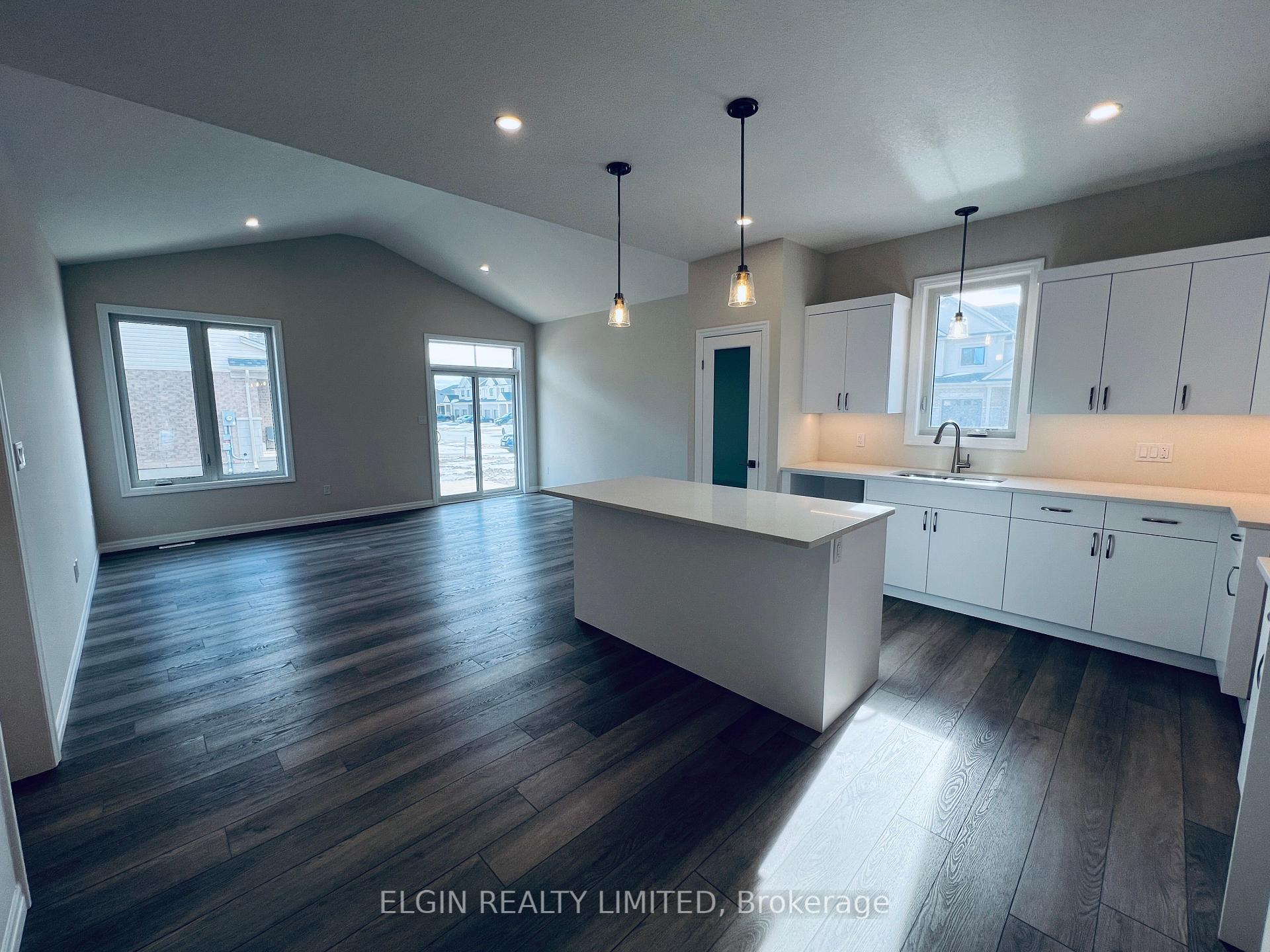 Photo 9 of 56 Dunning Way, St. Thomas — HOMEH